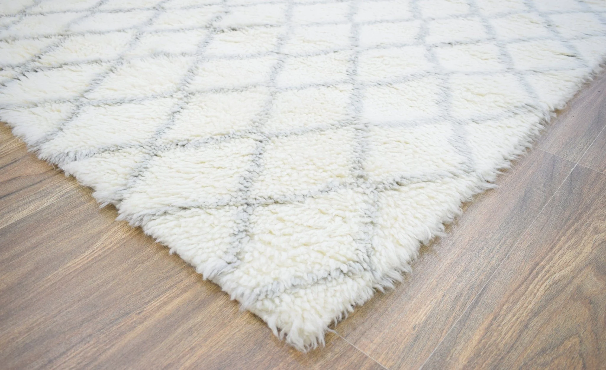 Ivory and Charcoal 4x6, 5x8 Rug Modern Handmade New Zealand Wool Area Rug  The Rug Decor |TRD1715 - Image 6
