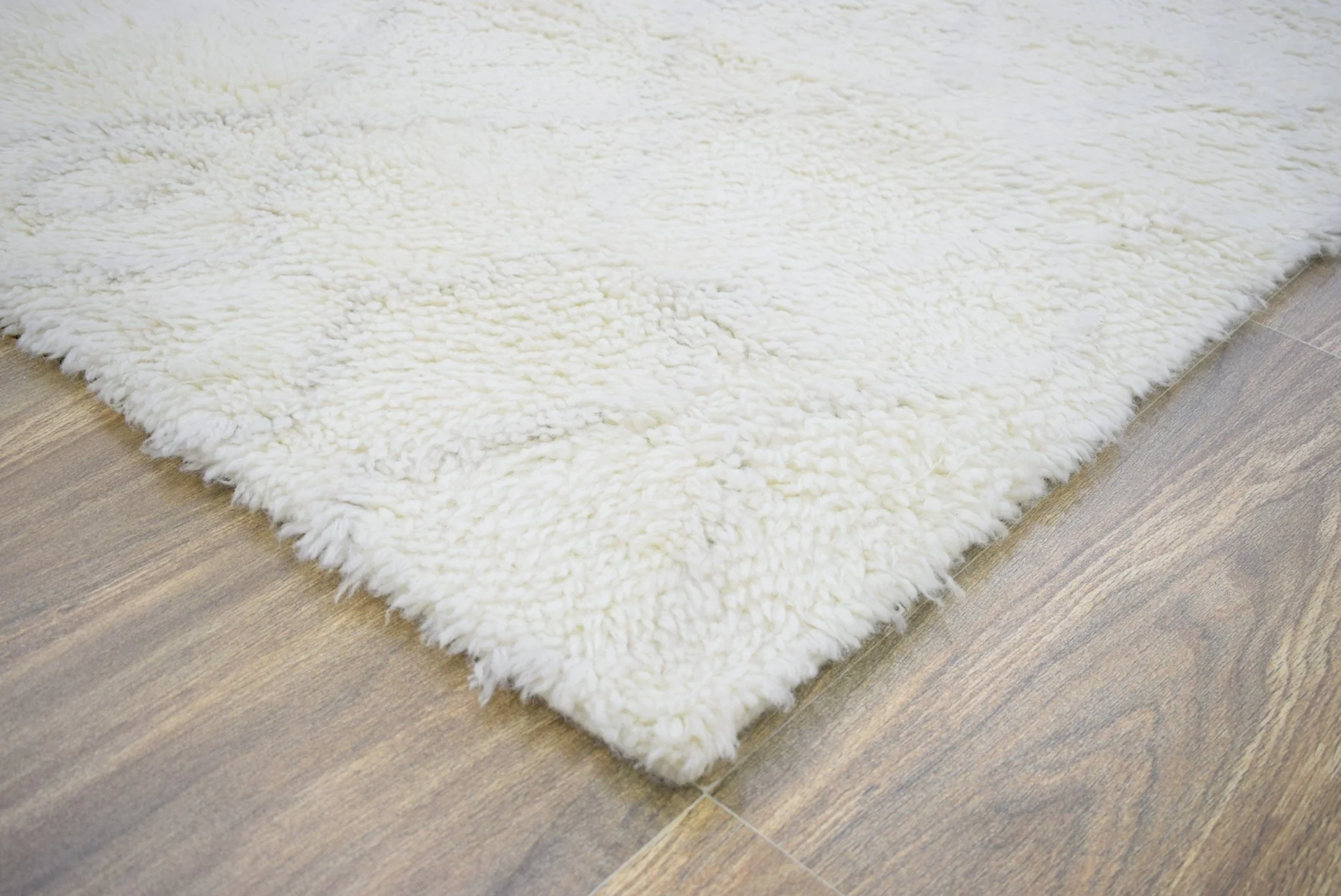 Ivory and charcoal 4x6, 5x8 Rug Modern Handmade New Zealand Wool Area Rug  | The Rug Decor |TRD1719 - Image 6