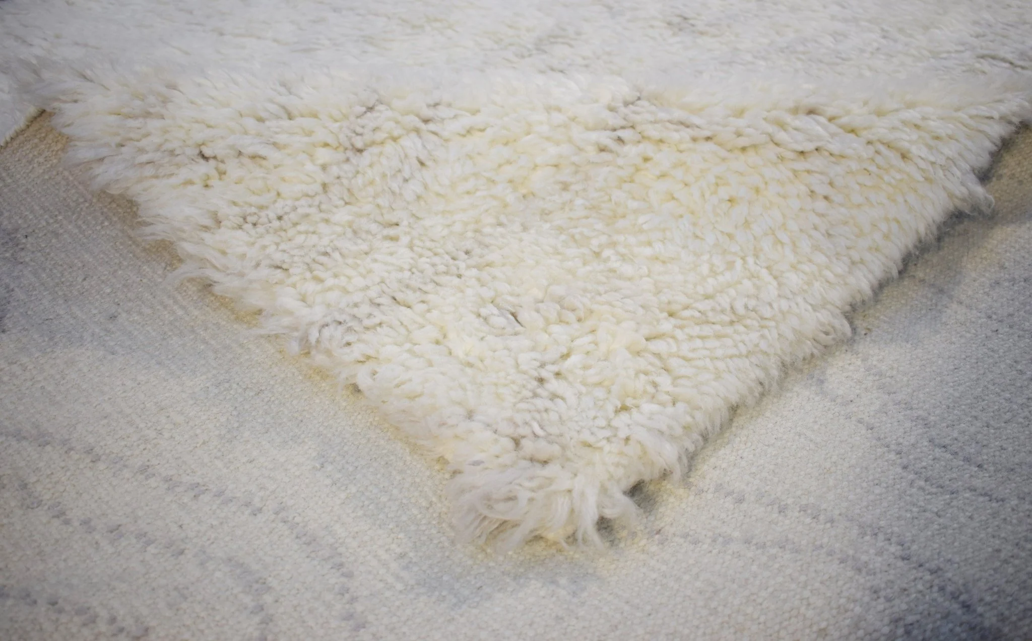 Silver and Charcoal 5X8 Rug Modern Handmade New Zealand Wool Area Rug  | TRD172158 - Image 8