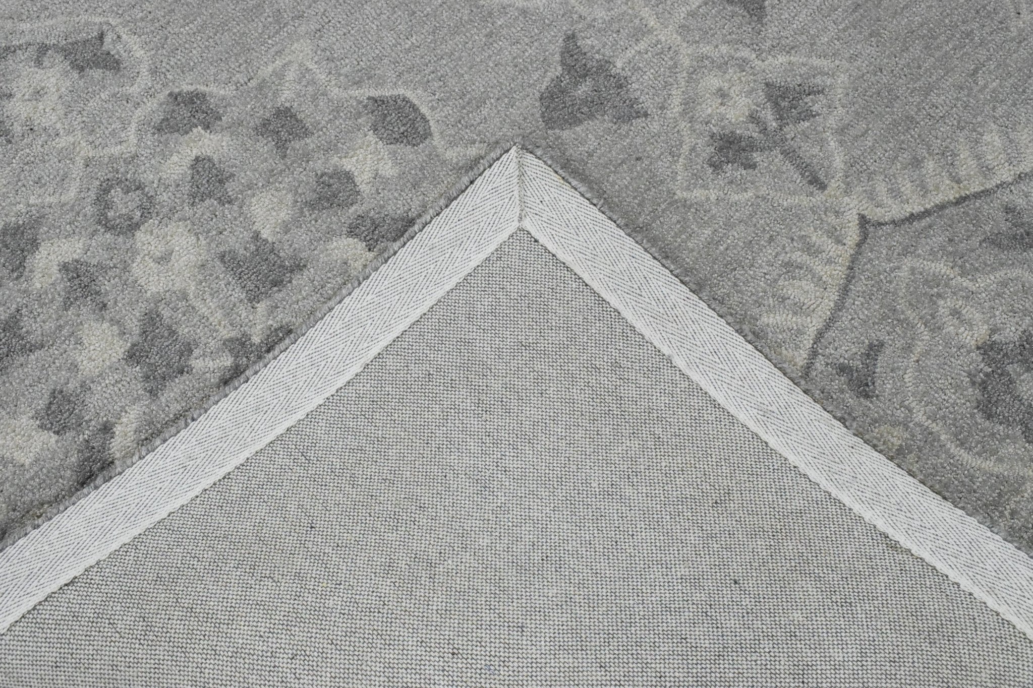 5x8 Silver and Gray Wool Area Rug | Handmade Area rug made with fine wool - Image 8