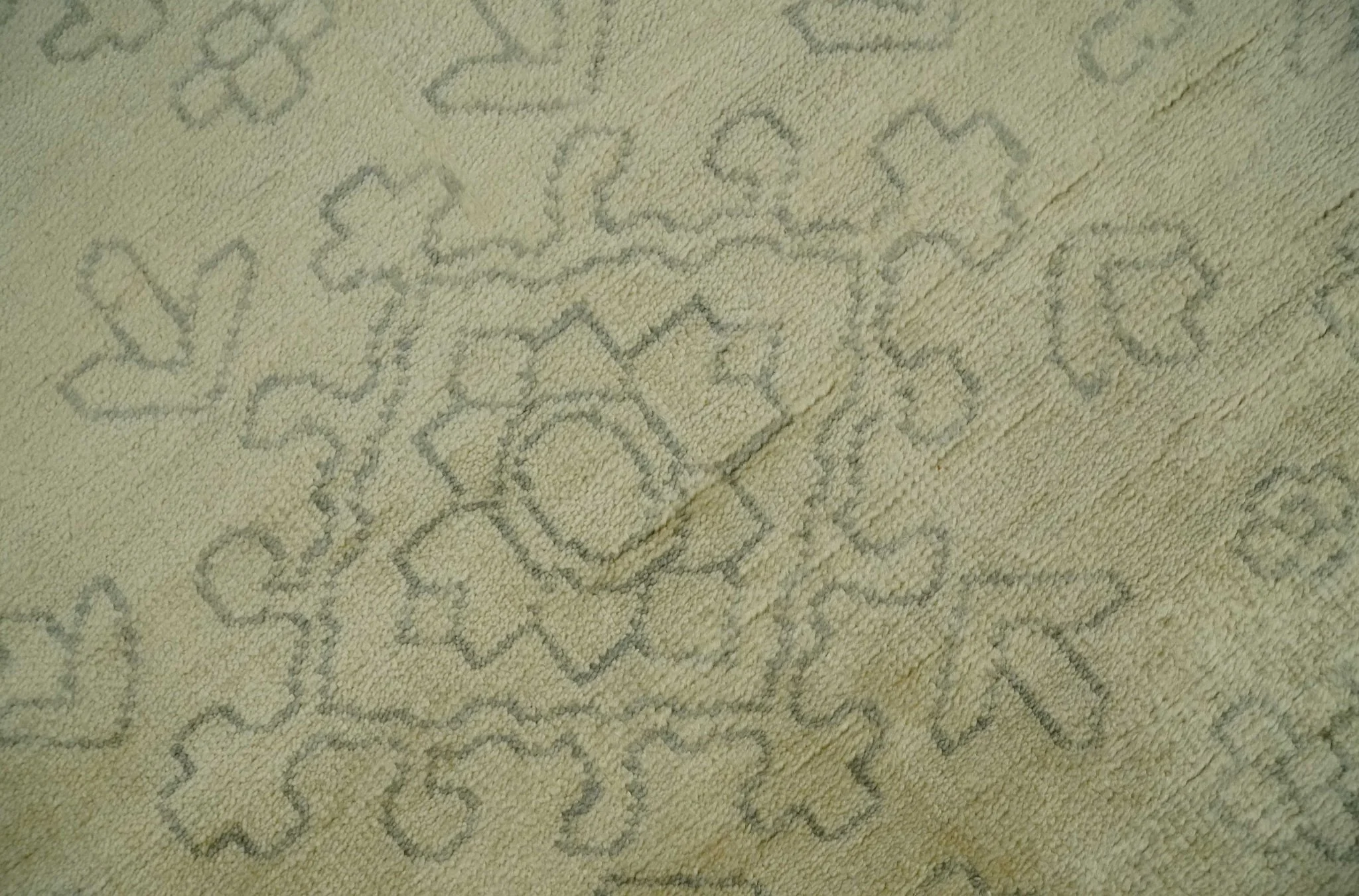 6x8 Hand Knotted Beige and Gray Turkish Design Traditional Wool Rug | N35468 - Image 4