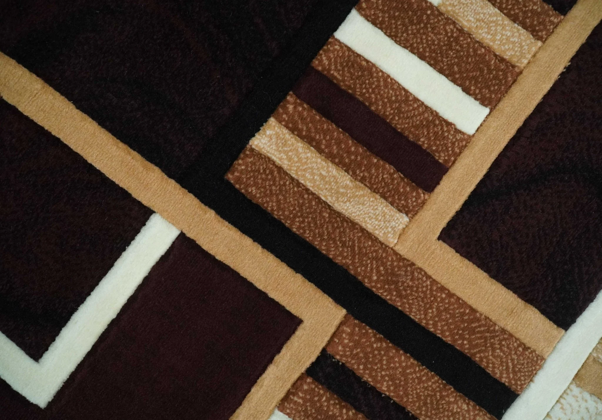 6x8 Power Loomed Brown, Gold, Ivory and Black Geometrical Shapes Frames Area Rug | NMM2 - Image 4