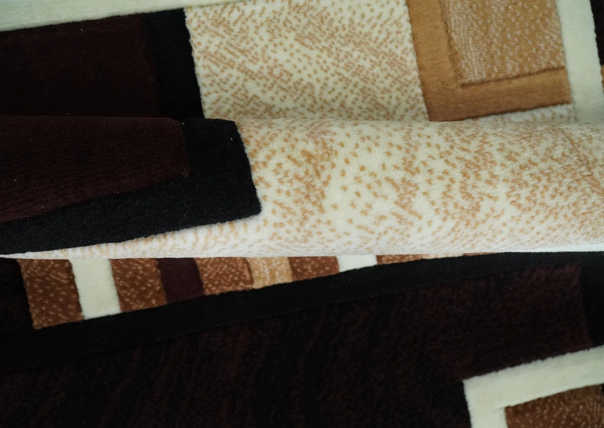 6x8 Power Loomed Brown, Gold, Ivory and Black Geometrical Shapes Frames Area Rug | NMM2 - Image 6