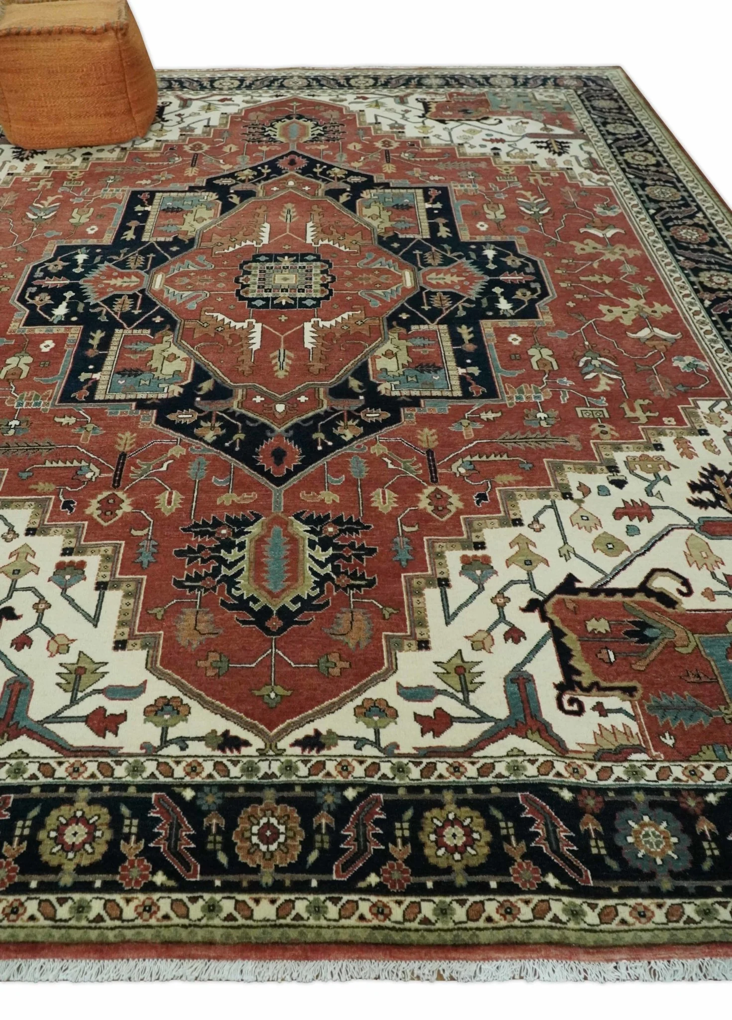 8x10 and 9x12 Wool Hand Knotted Heriz Serapi Black, Rust and Ivory Floral Area Rug | TRDCP1063 - Image 3