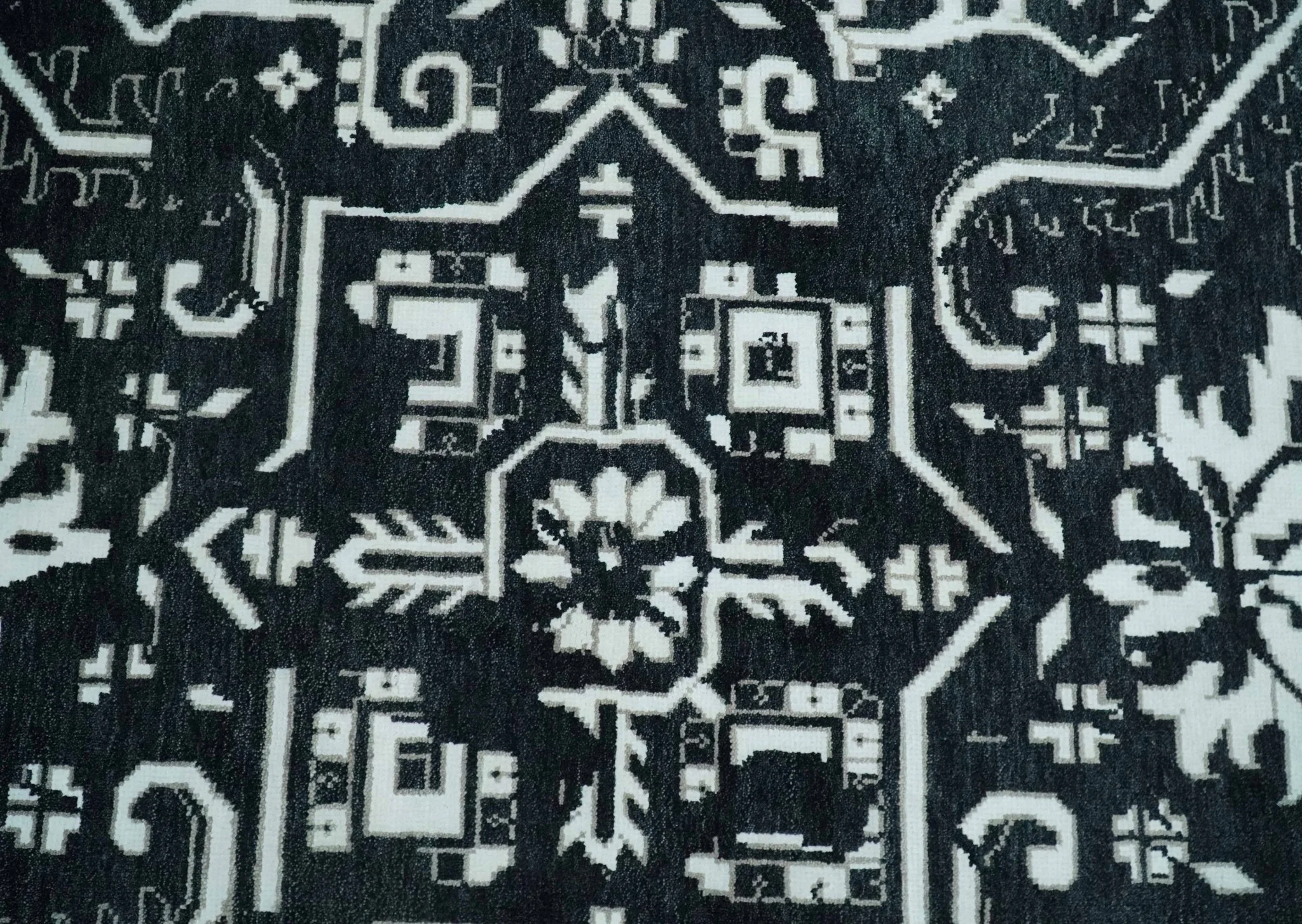 Black and White 6x9, 8x10 and 9x12 Hand Knotted Traditional Persian Oushak Wool and Viscose Rug, Accent Rug | TRDCP840 - Image 8