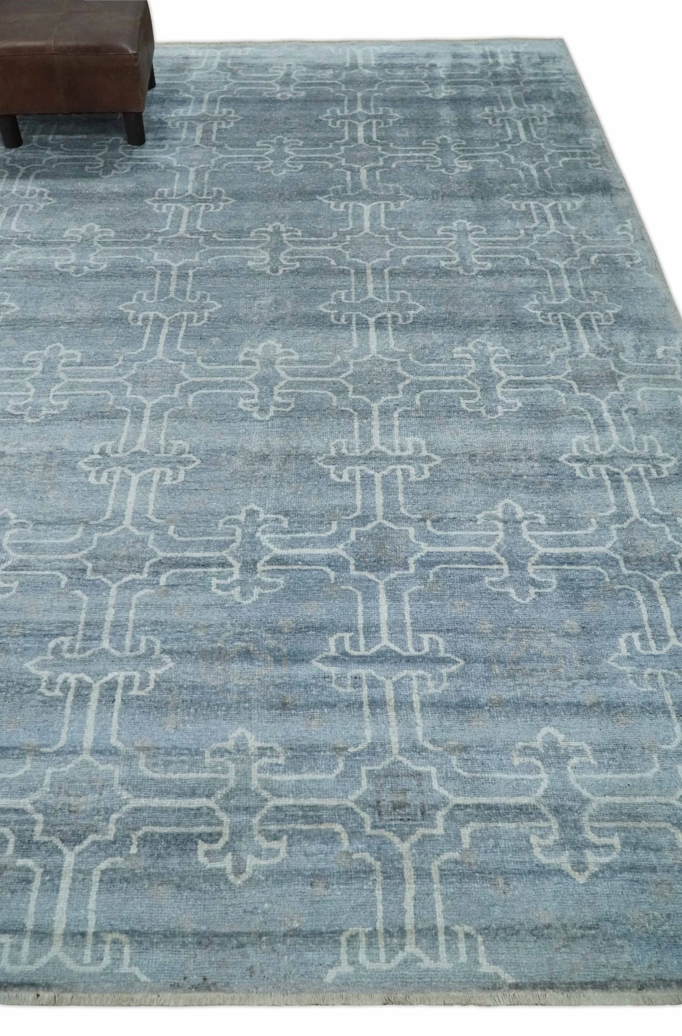 6x9 Hand Woven Silver, Charcoal and Ivory Low pile wool area Rug - Image 3