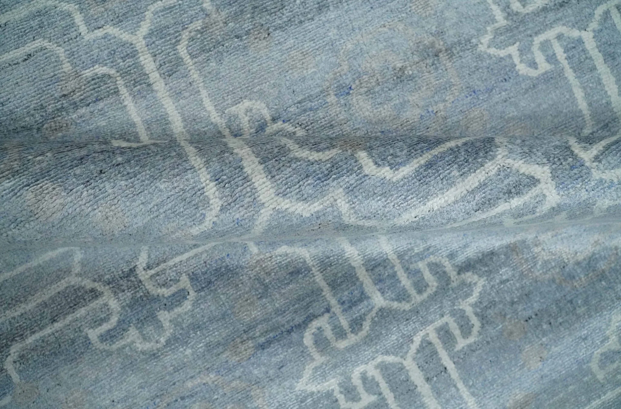 6x9 Hand Woven Silver, Charcoal and Ivory Low pile wool area Rug - Image 6