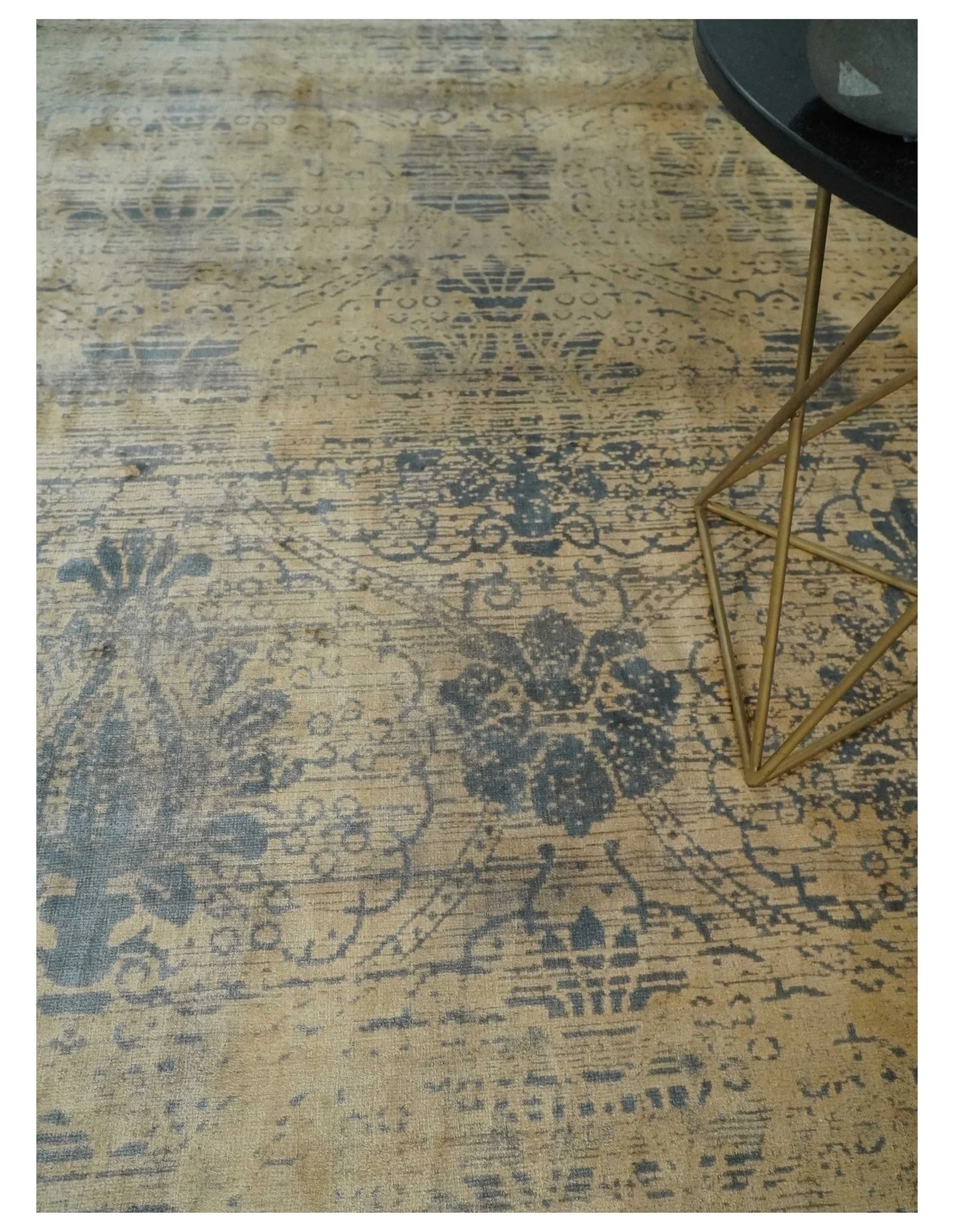 7.6x9x10 Charcoal and Gold Modern Ikat Design Handmade Art Silk Area Rug - Image 2