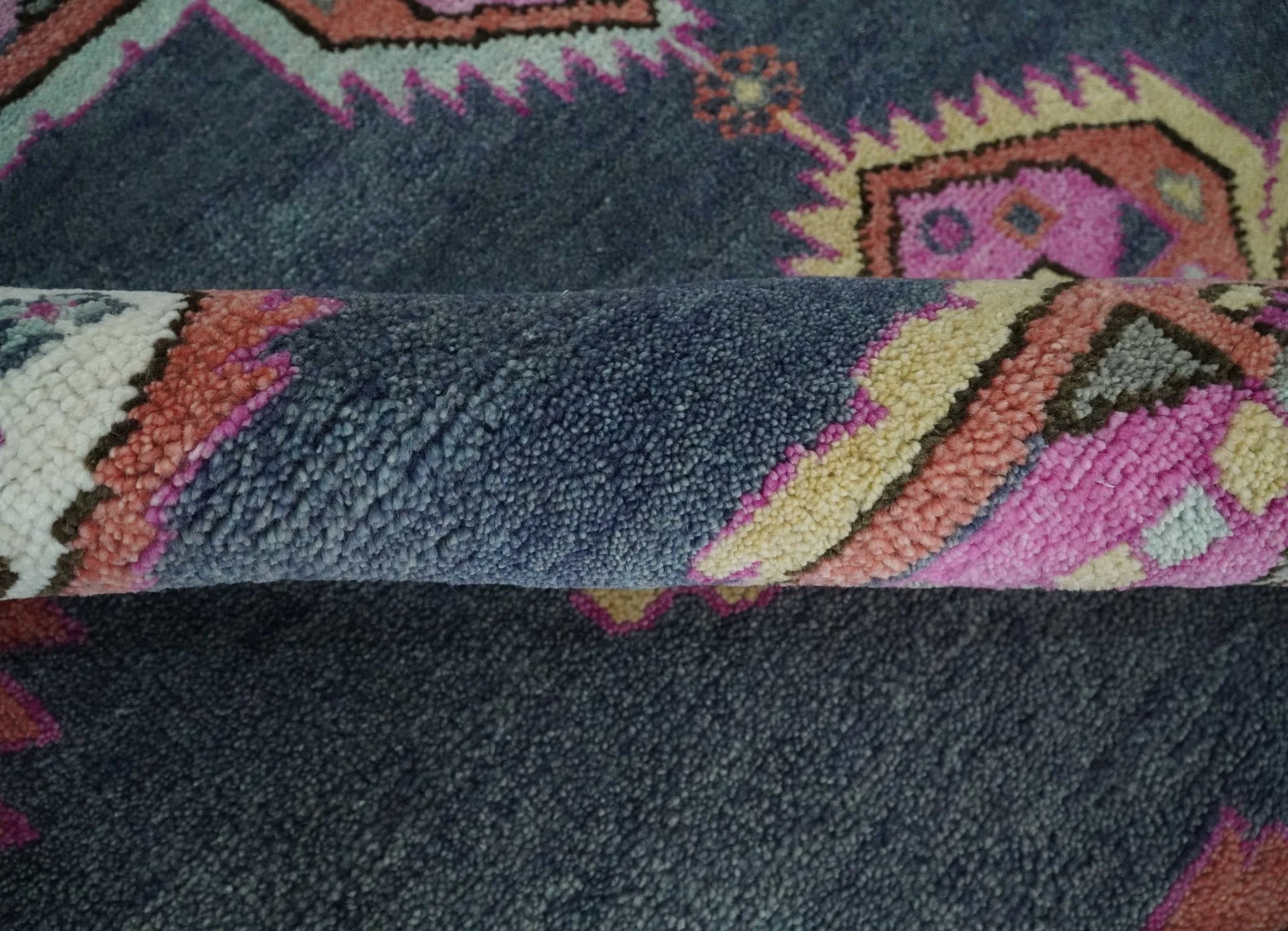 8x10 Hand Knotted Charcoal, Silver and Pink Traditional Wool Area Rug - Image 8