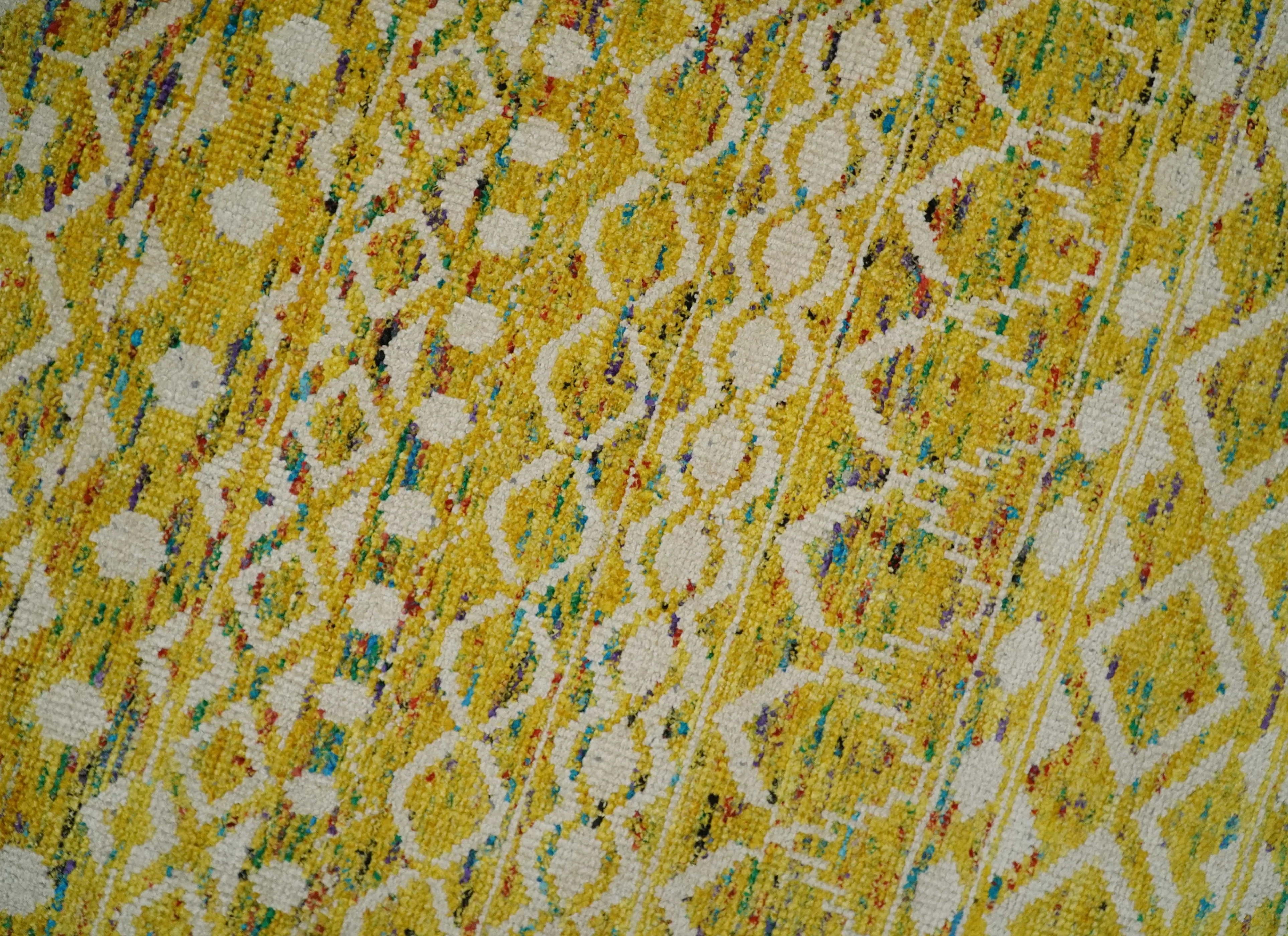 8.7x11.4 Hand Knotted Gold and White Ivory Contemporary Southwestern Tribal Trellis Recycled Silk Area Rug | OP4 - Image 10