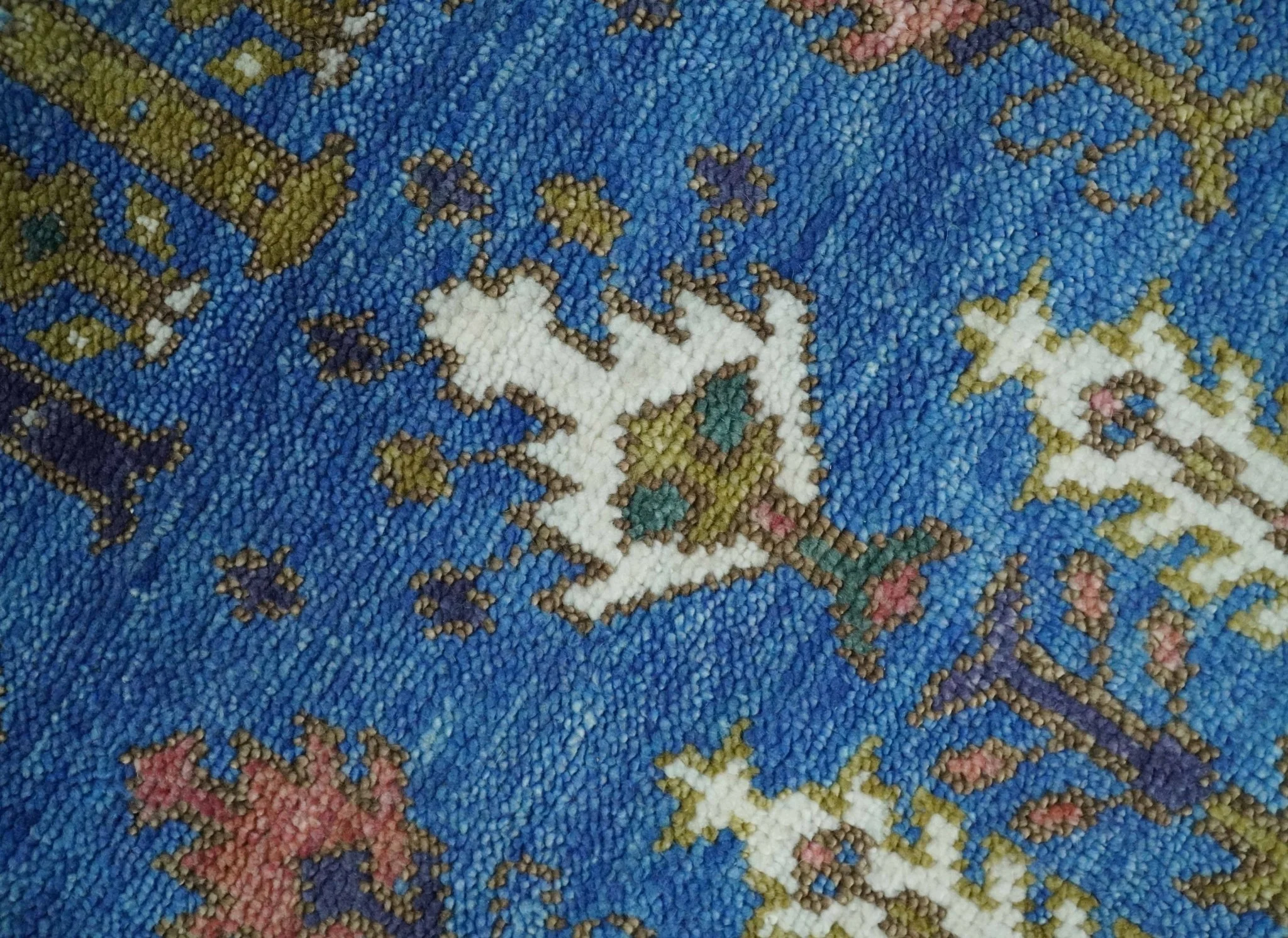 Tree of life Traditional Hand Knotted Blue and Ivory Multi Size Wool area Rug - Image 4
