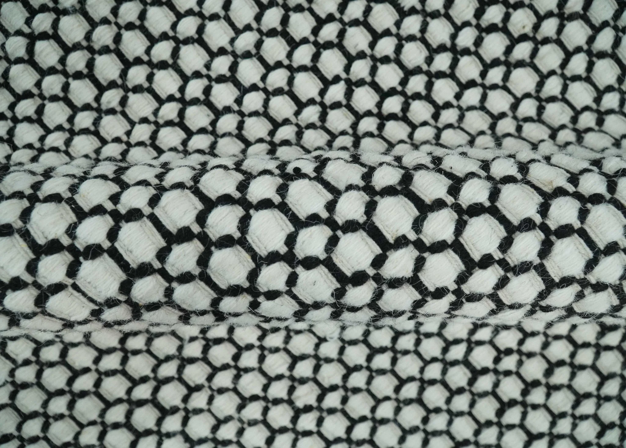 8x10 and 9x12 Flatwoven Dhurrie Modern Checkered Black and Ivory Wool Area Rug, Layering Rug | TRDCP831 - Image 6