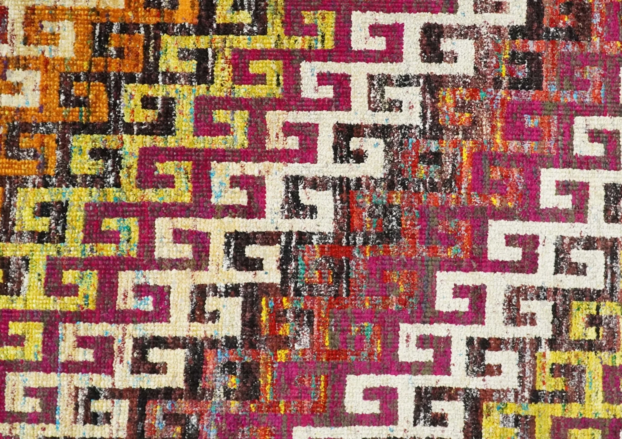 8x10 and 9x12 Hand Knotted Multicolor Modern Contemporary Southwestern Tribal Trellis Recycled Silk Area Rug | OP9 - Image 13