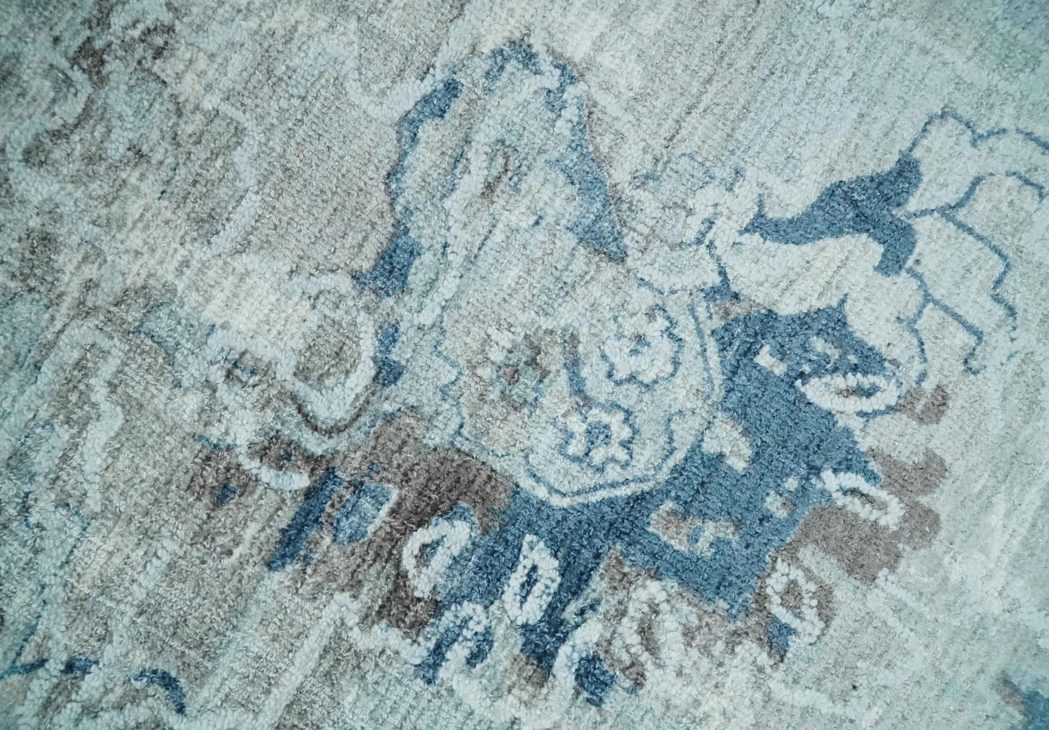 8x10 Aqua, Ivory and Silver Traditional Handmade Wool Area Rug - Image 4