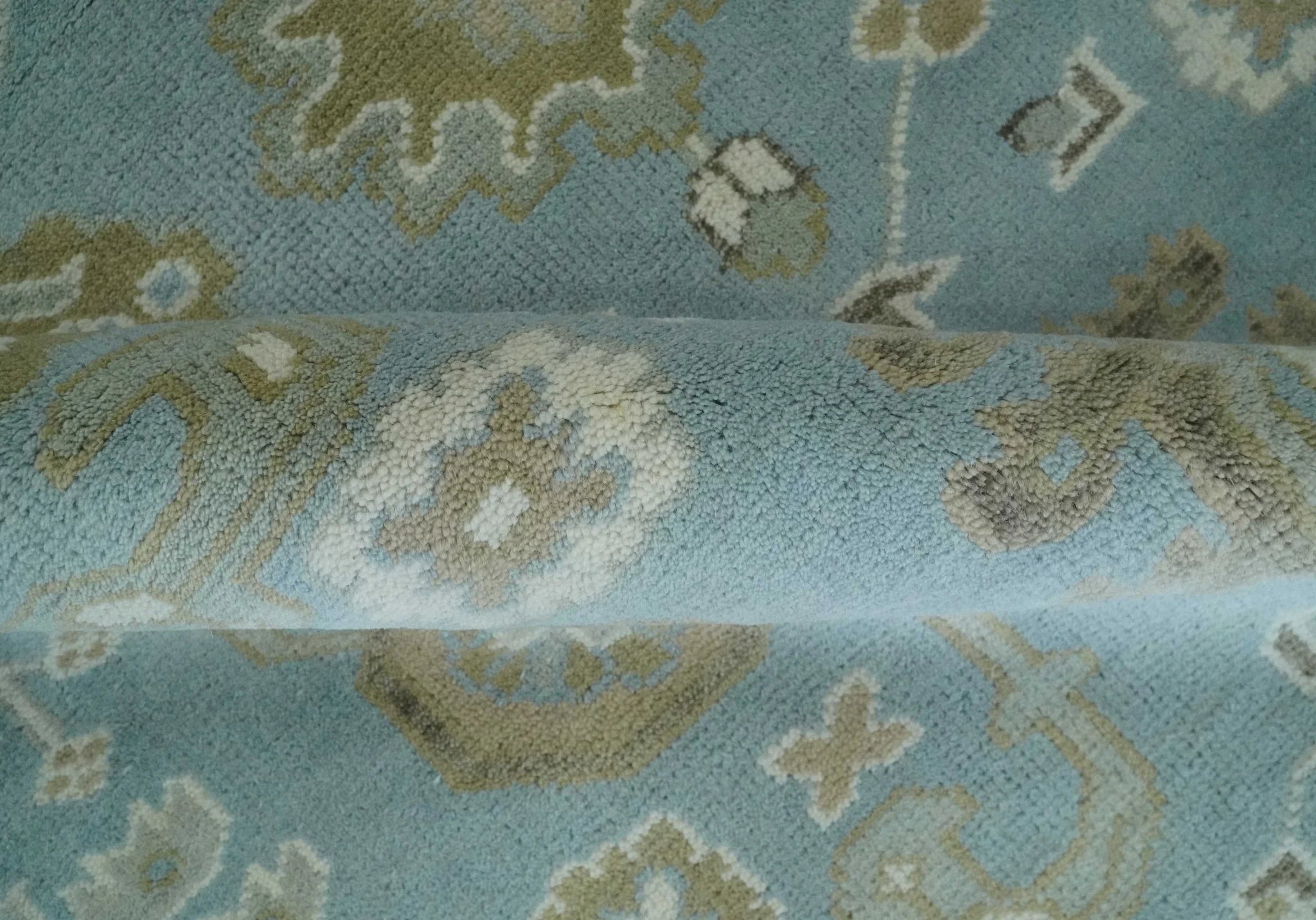 8x10 Aqua, Ivory and Olive Traditional Oushak Hand Knotted Wool Area Rug - Image 6