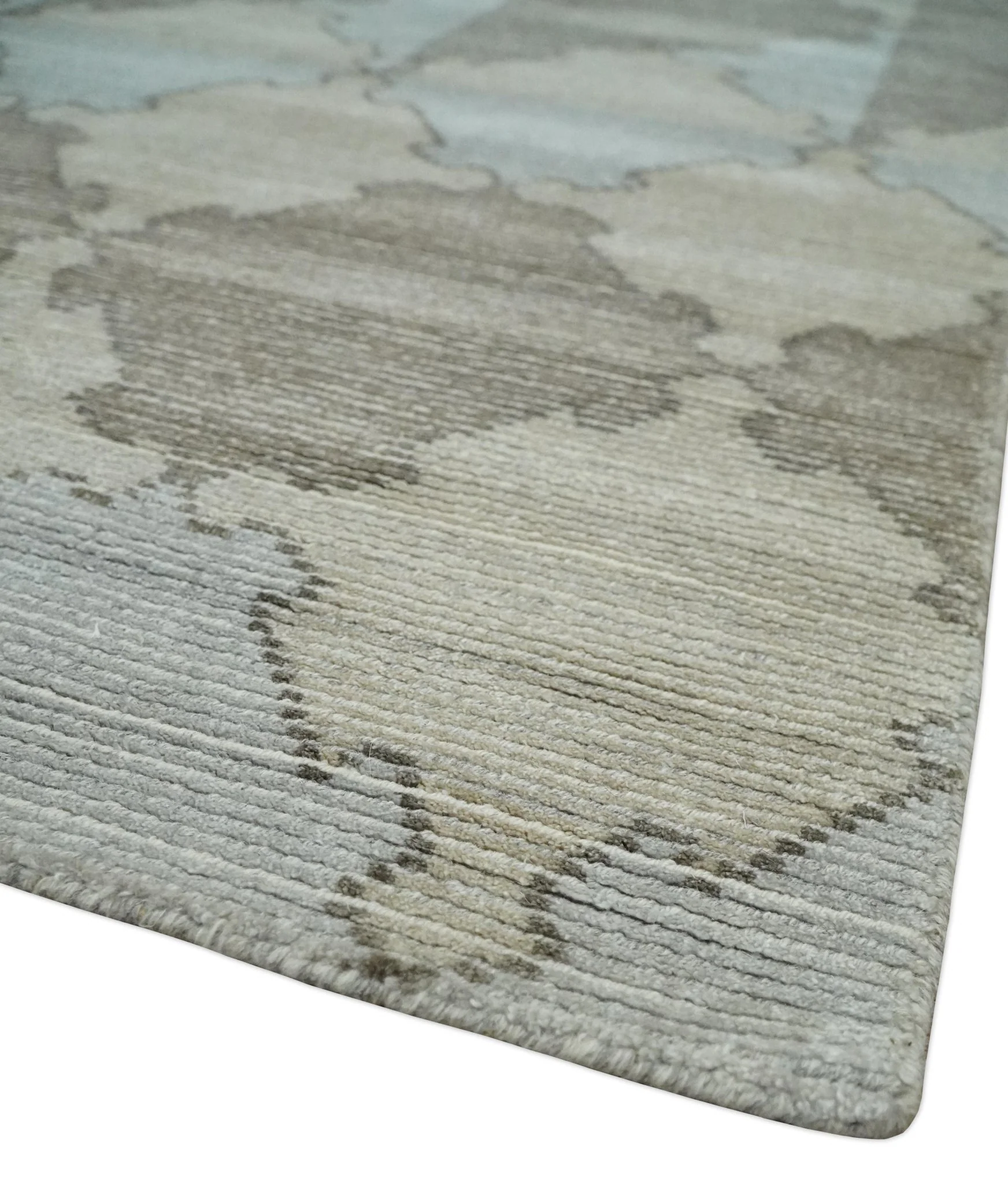 8x10 Silver and Gray Ikat design Handmade Art Silk Area Rug - Image 5