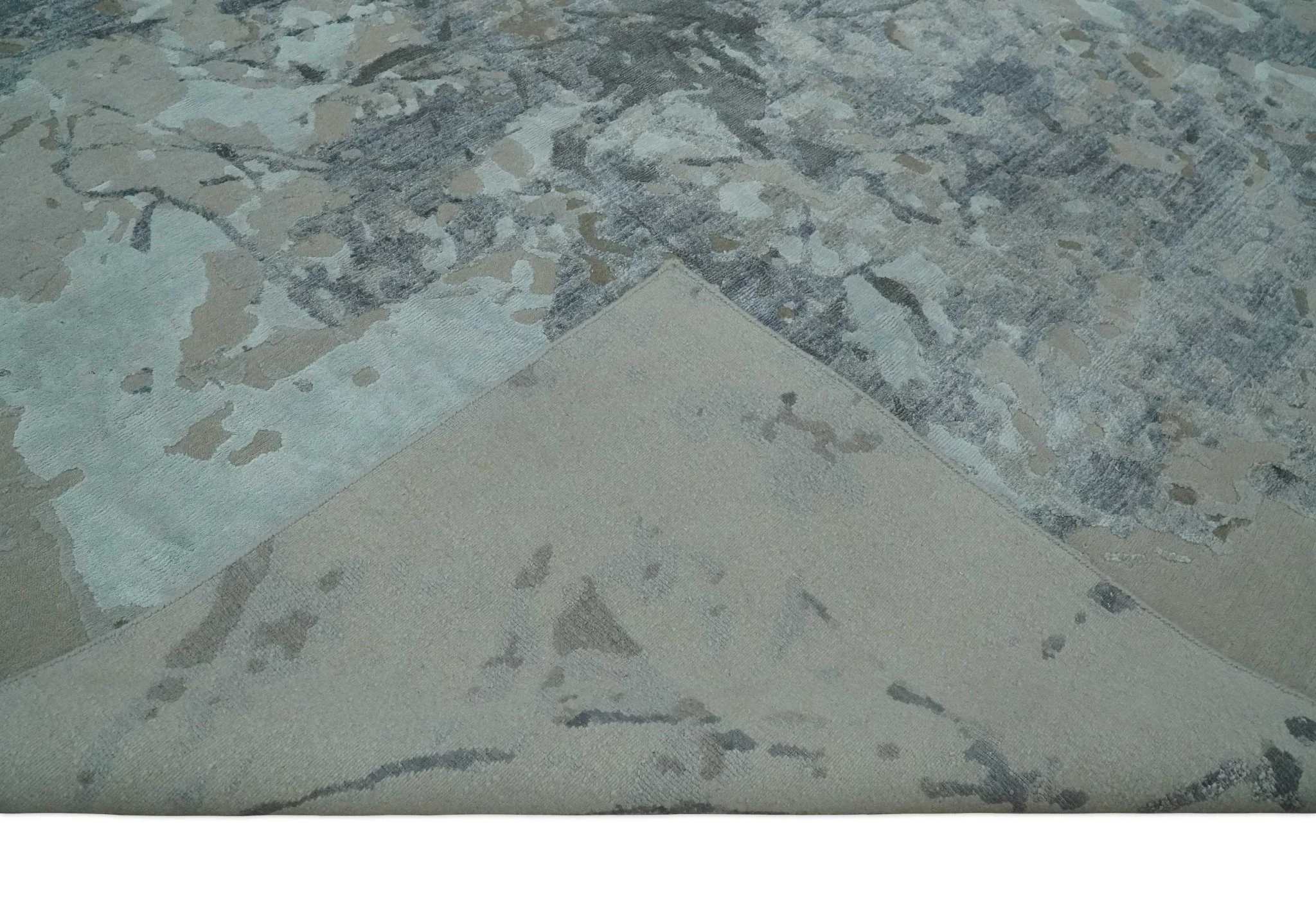 8x10 Beige, Ivory and Charcoal Modern Abstract Handmade Bamboo Silk Area Rug - Image 7