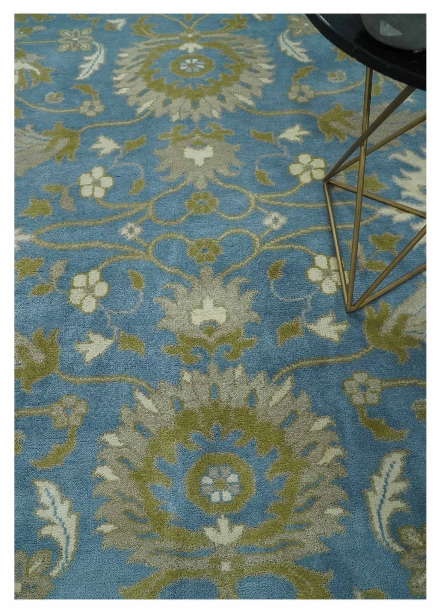 8x10 Blue, Ivory and Olive Hand Knotted Heriz Serapi Floral Area Rug | TRDCP1181810 - Image 2
