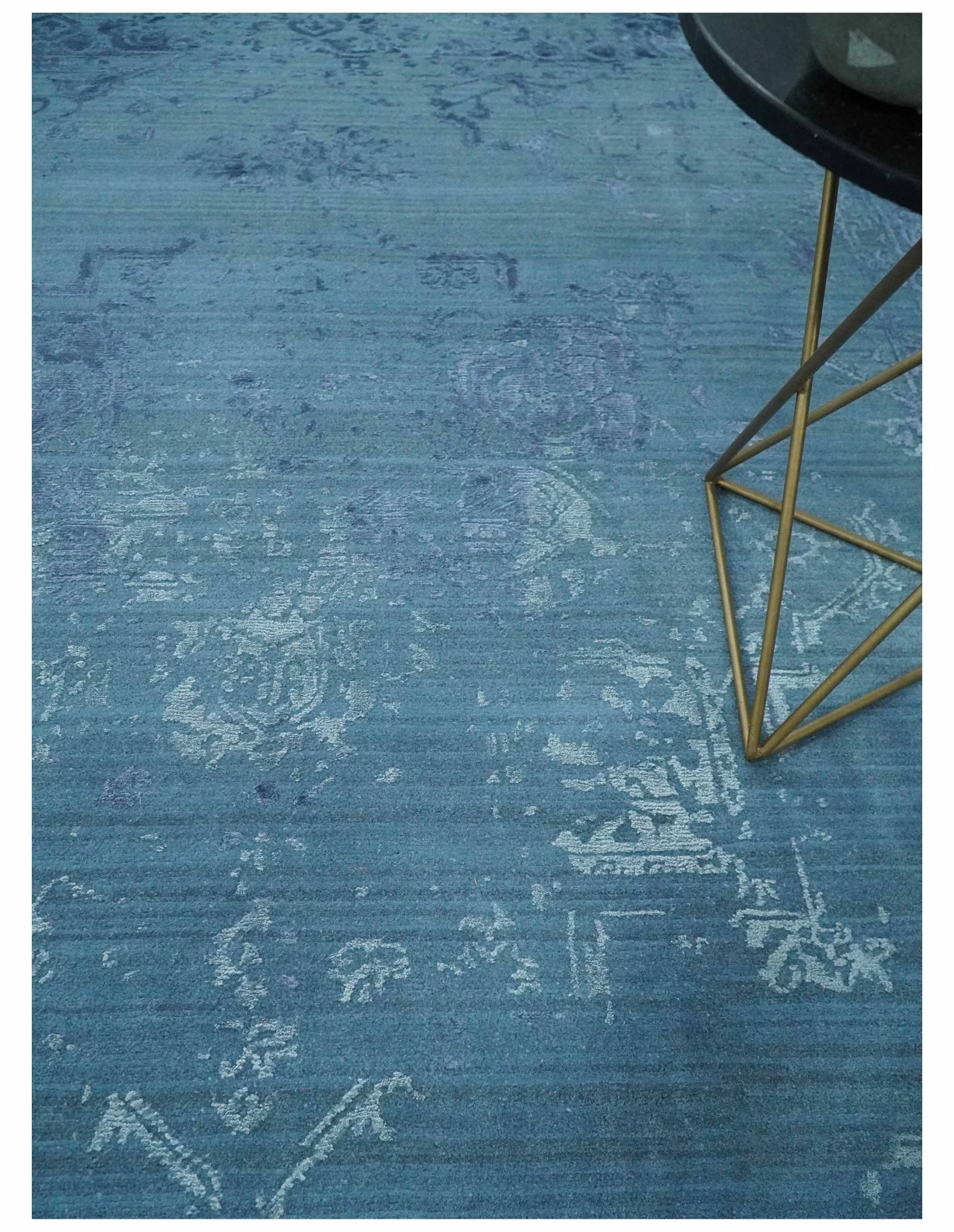 8x10 Blue Gray, Violet and Silver Traditional Handmade Wool and Art Silk Area Rug - Image 2