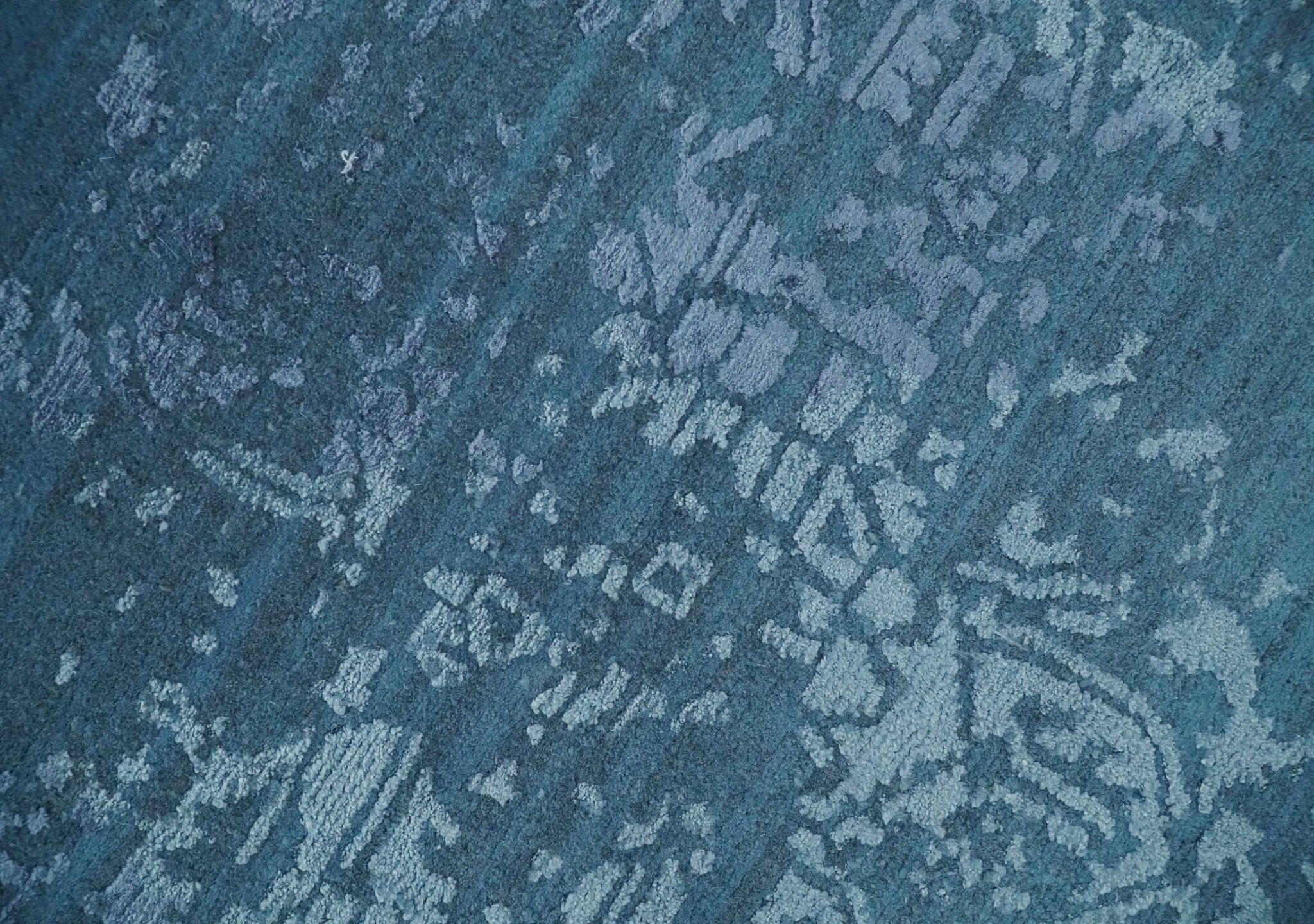 8x10 Blue Gray, Violet and Silver Traditional Handmade Wool and Art Silk Area Rug - Image 4