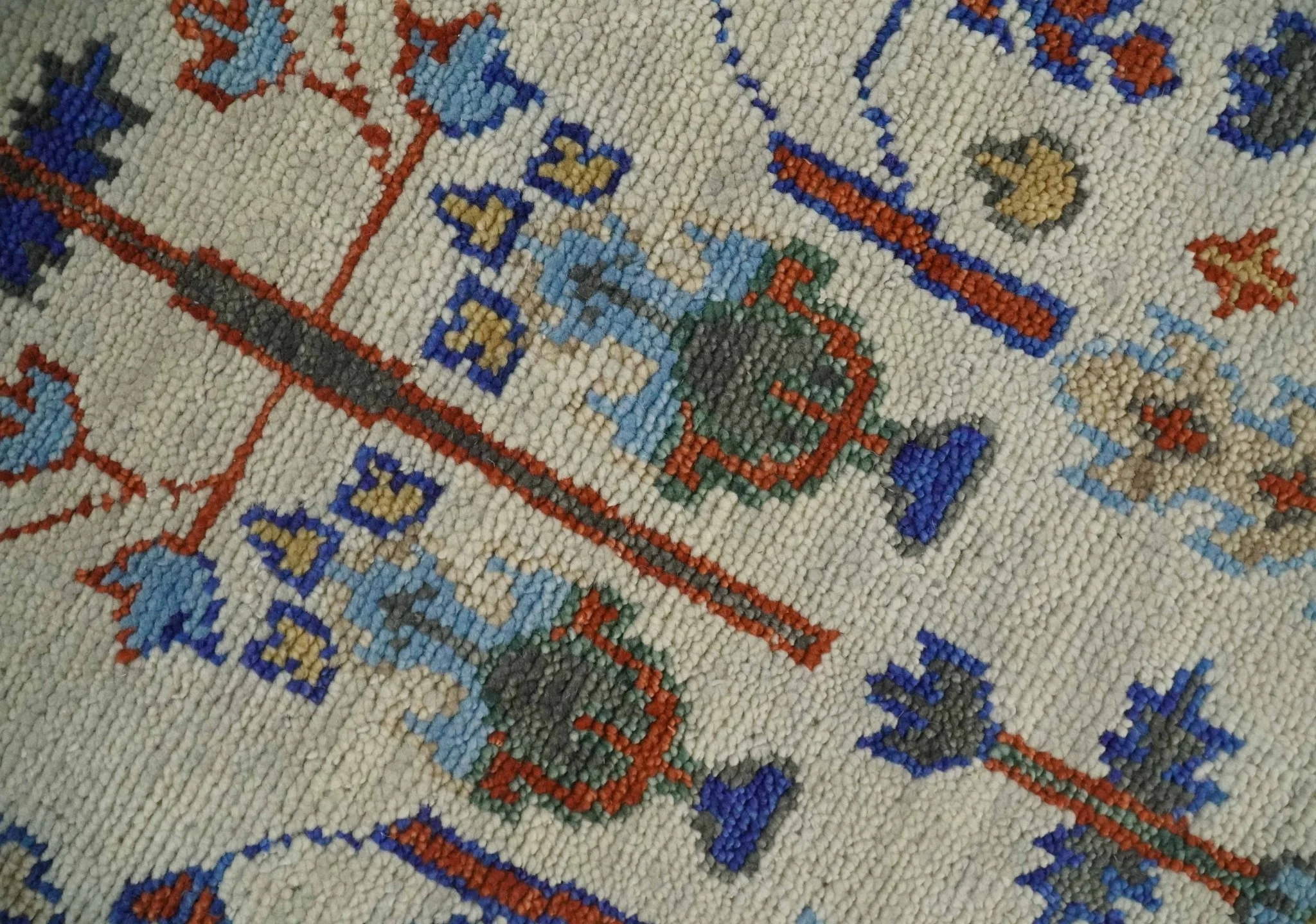 Hand Knotted Antique Ivory, Blue and Gray Traditional Vintage Style Oushak Wool Rug - Image 4