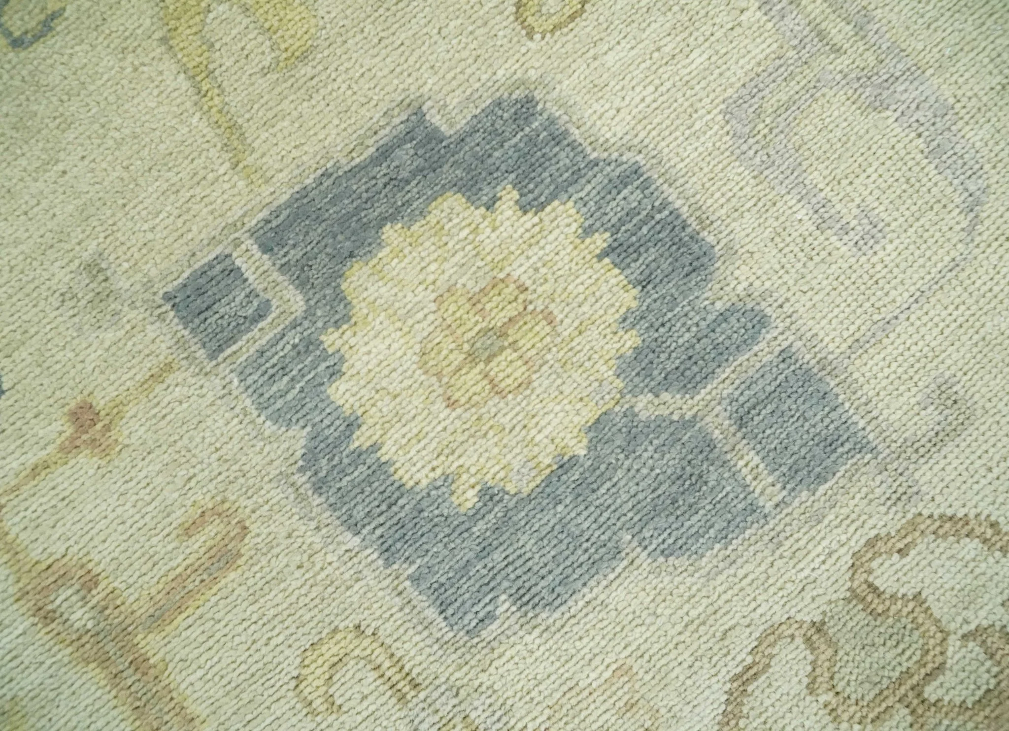 Ivory, Beige and Gray 8x10, 6x9, 4x6 Hand Knotted Traditional Persian Oushak Wool Rug | AC4 - Image 10