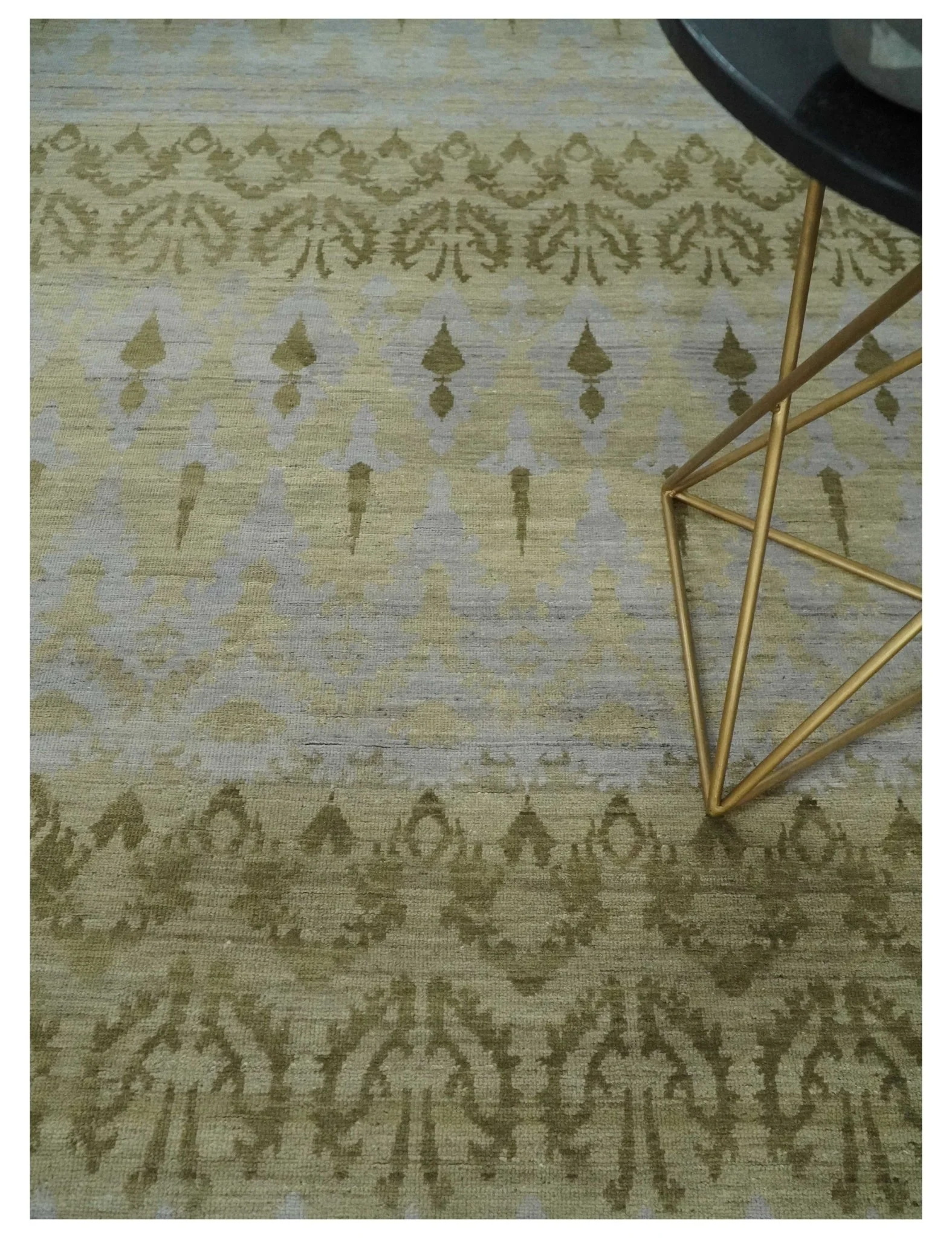 Fine Green 8x10 Hand Knotted Beige, Olive and Silver Traditional Wool Rug - Image 2