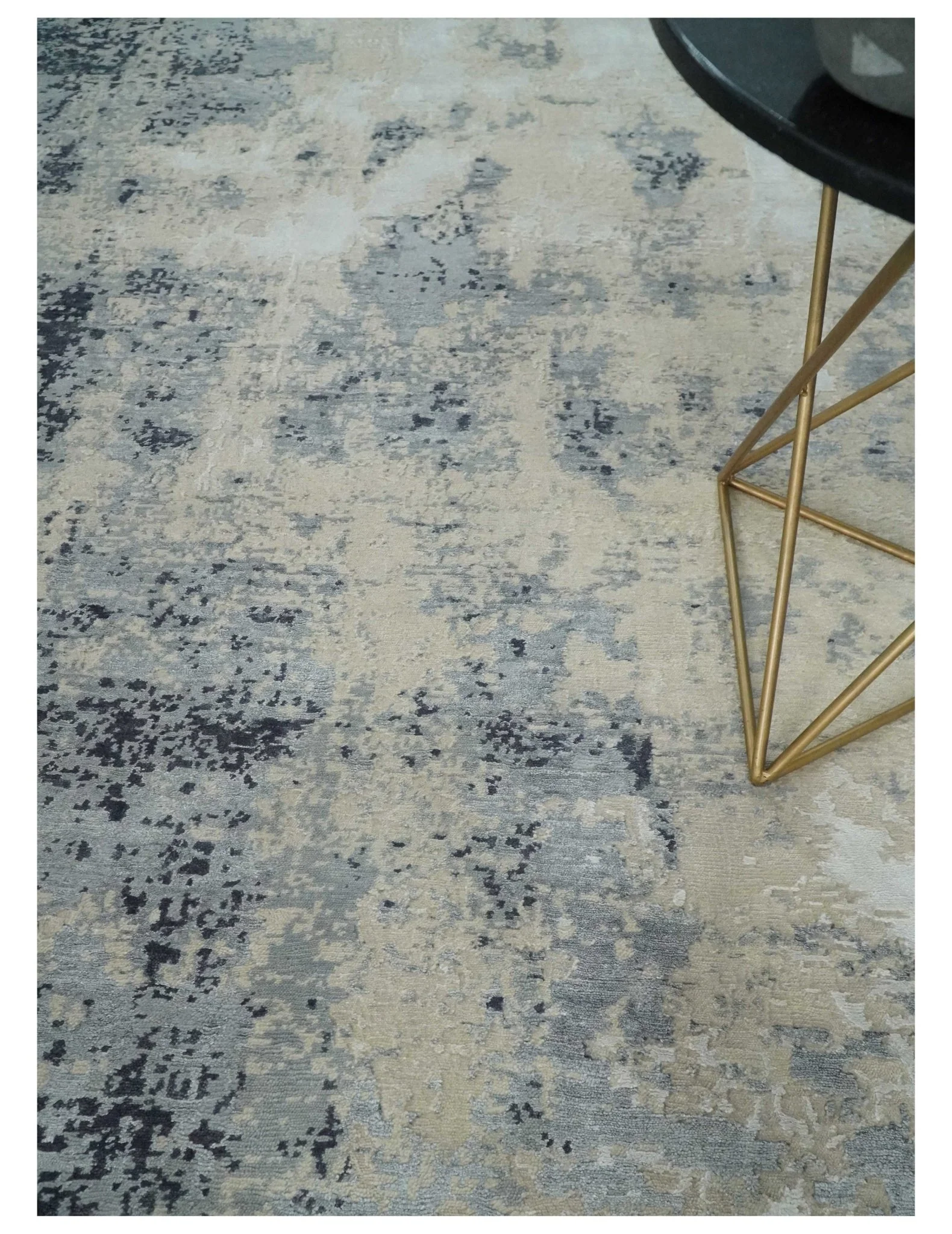Hand Carved 8x10 Knotted Beige, Silver and Charcoal Modern Abstract Wool And Bamboo Silk Area Rug - Image 2