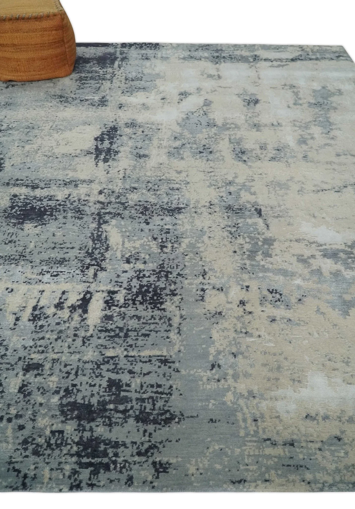 Hand Carved 8x10 Knotted Beige, Silver and Charcoal Modern Abstract Wool And Bamboo Silk Area Rug - Image 3