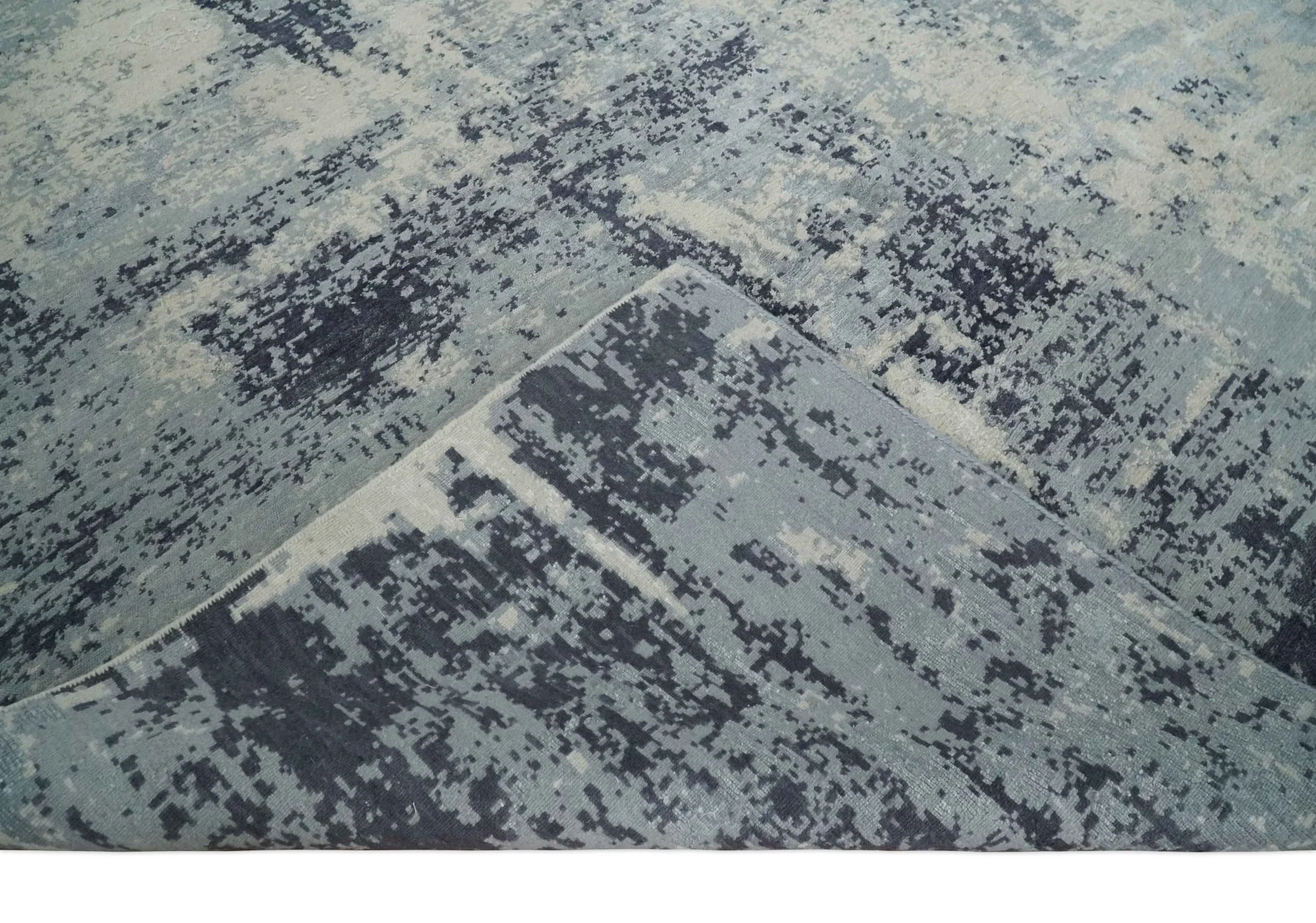 Hand Carved 8x10 Knotted Beige, Silver and Charcoal Modern Abstract Wool And Bamboo Silk Area Rug - Image 8