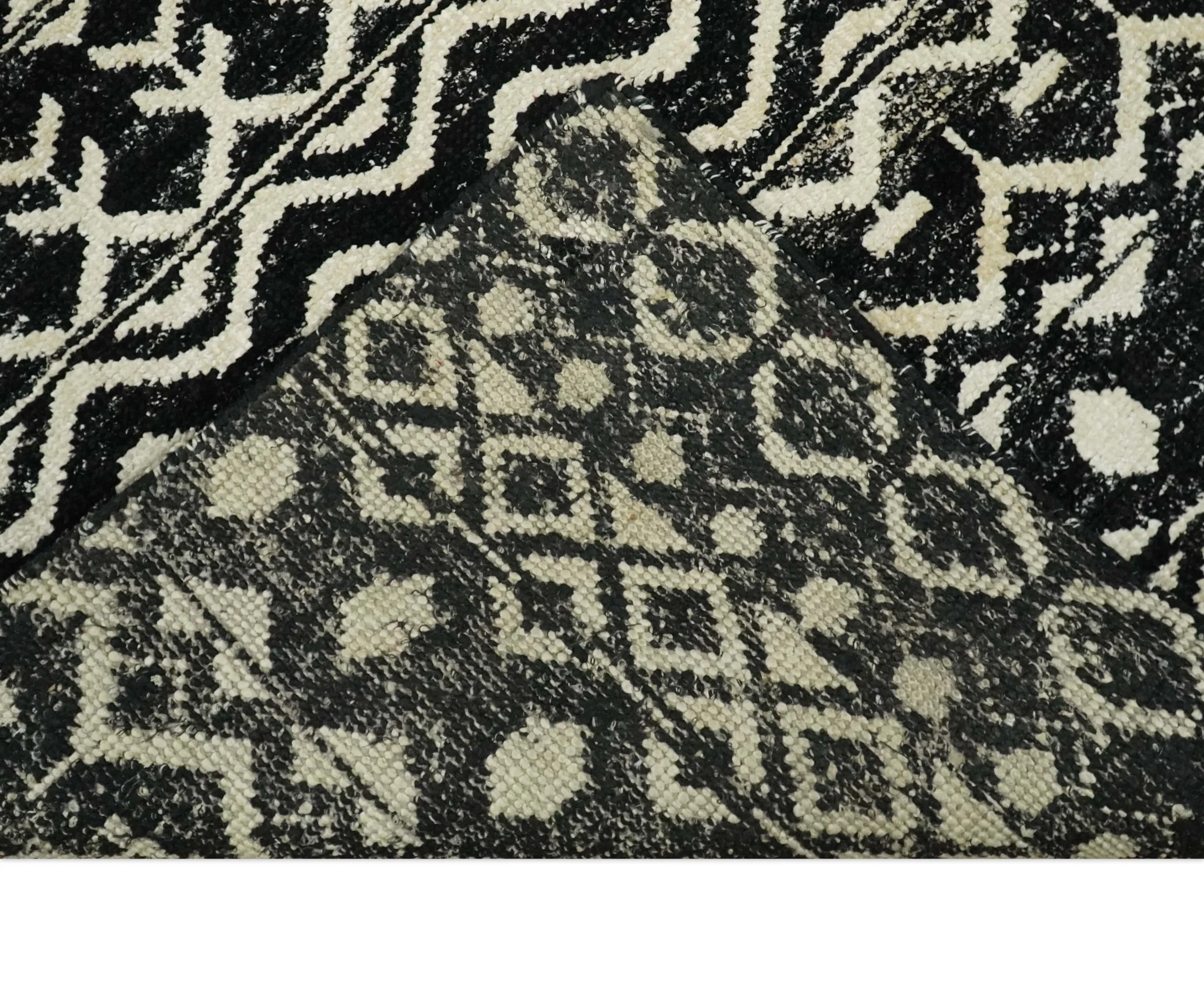 Hand Knotted Black and Ivory Modern Contemporary Southwestern Tribal Trellis Recycled Silk Area Rug | OP11 - Image 8