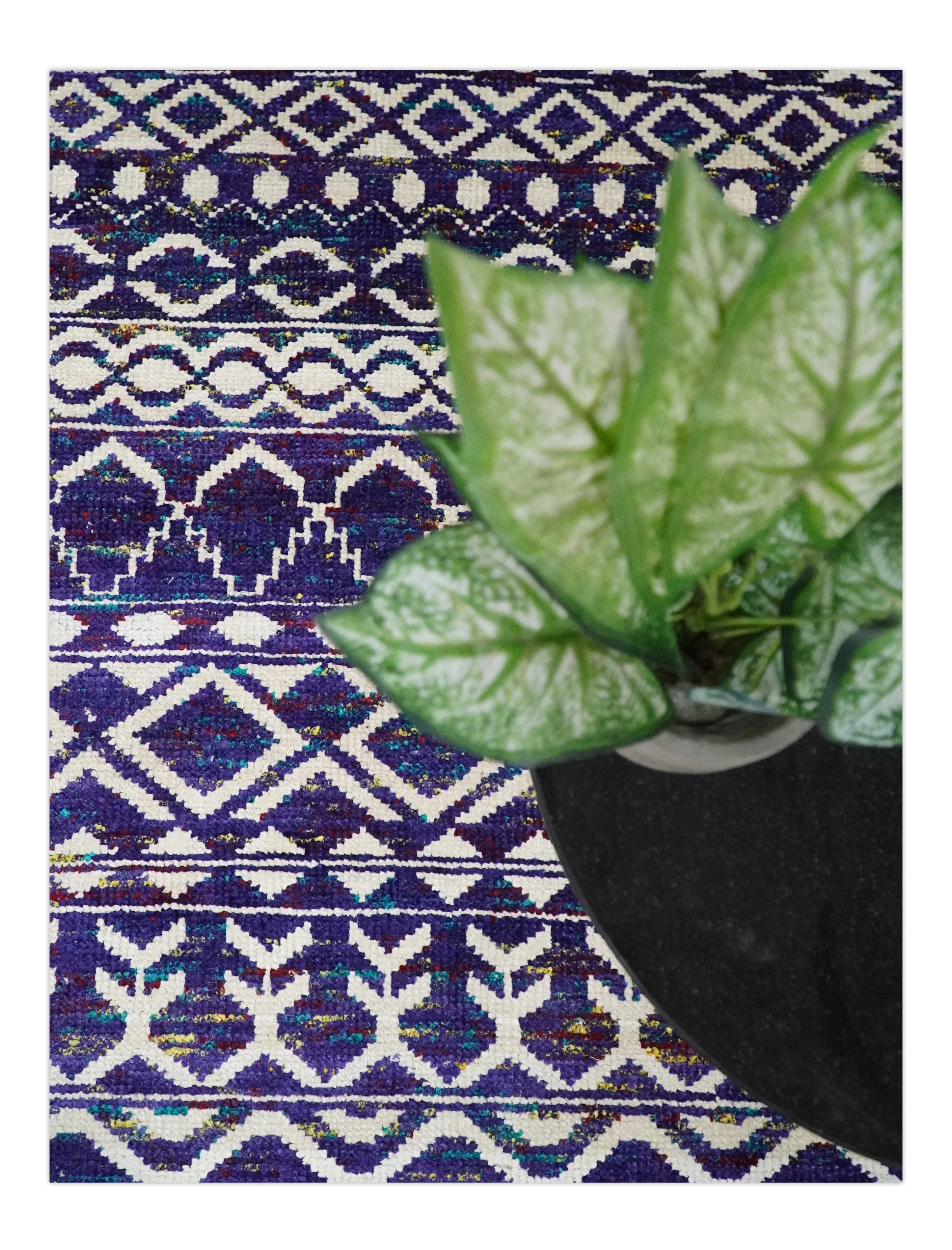 4x6 and 8x10 Hand Knotted Blue and White Modern Contemporary Southwestern Tribal Trellis Recycled Silk Area Rug | OP6 - Image 12