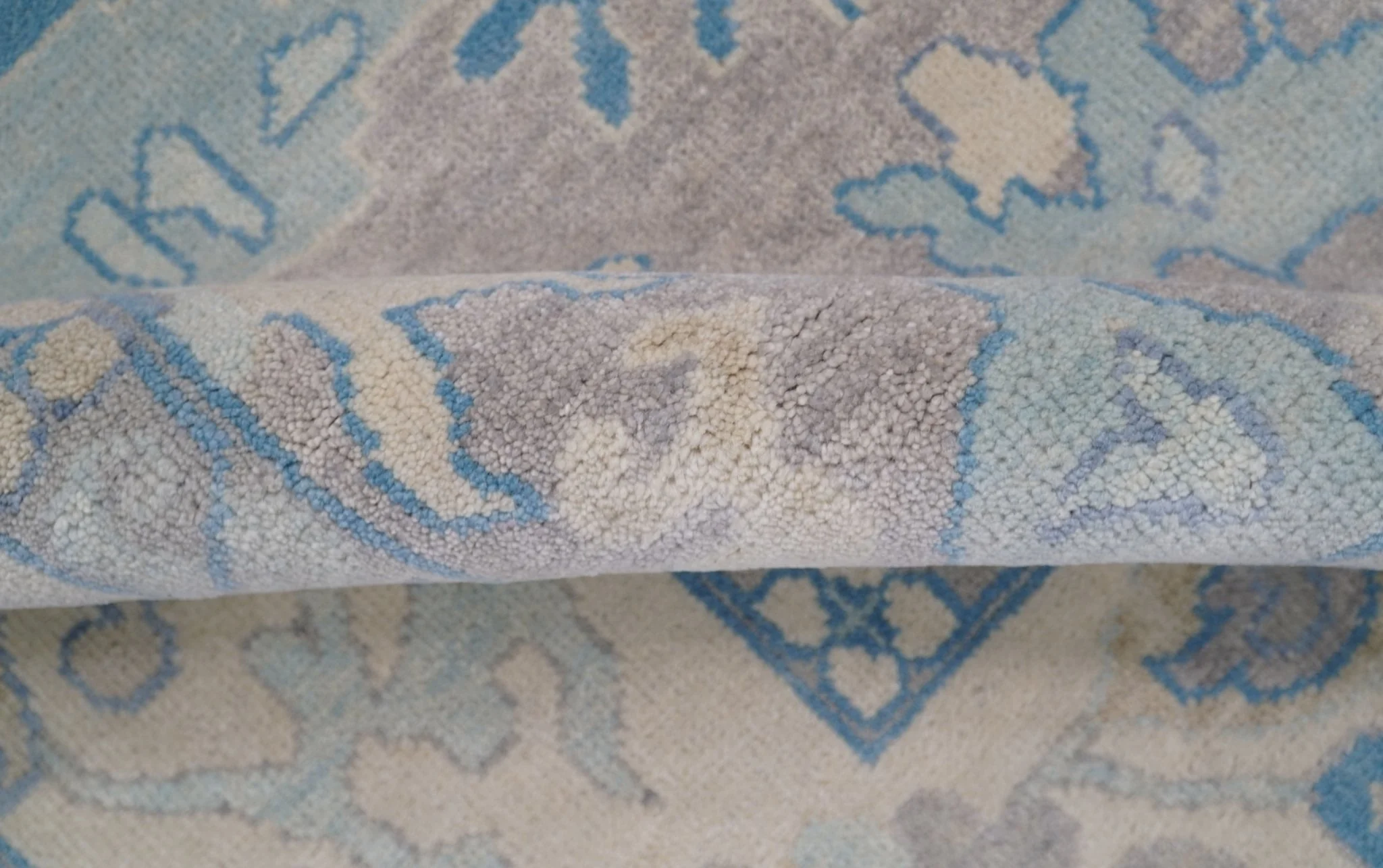 8x10 Hand Knotted Lavender Blue and Beige Traditional Persian Oushak Wool Rug | TRDCP761810 - Image 8