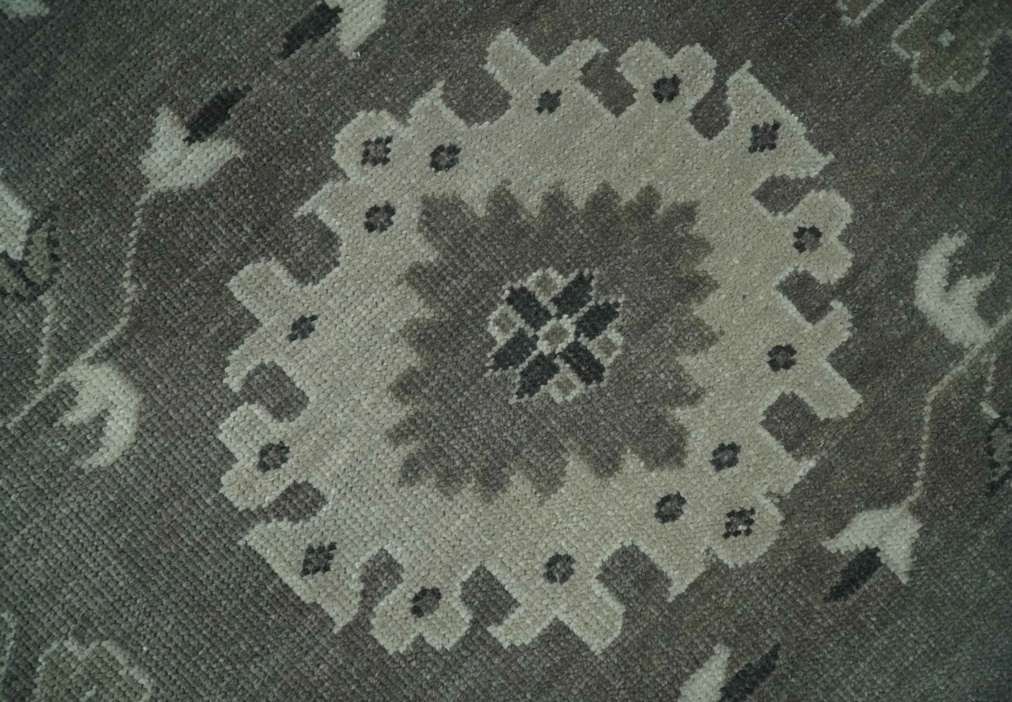 8x10 Hand Knotted Charcoal and Silver Traditional Oushak Wool Rug - Image 4