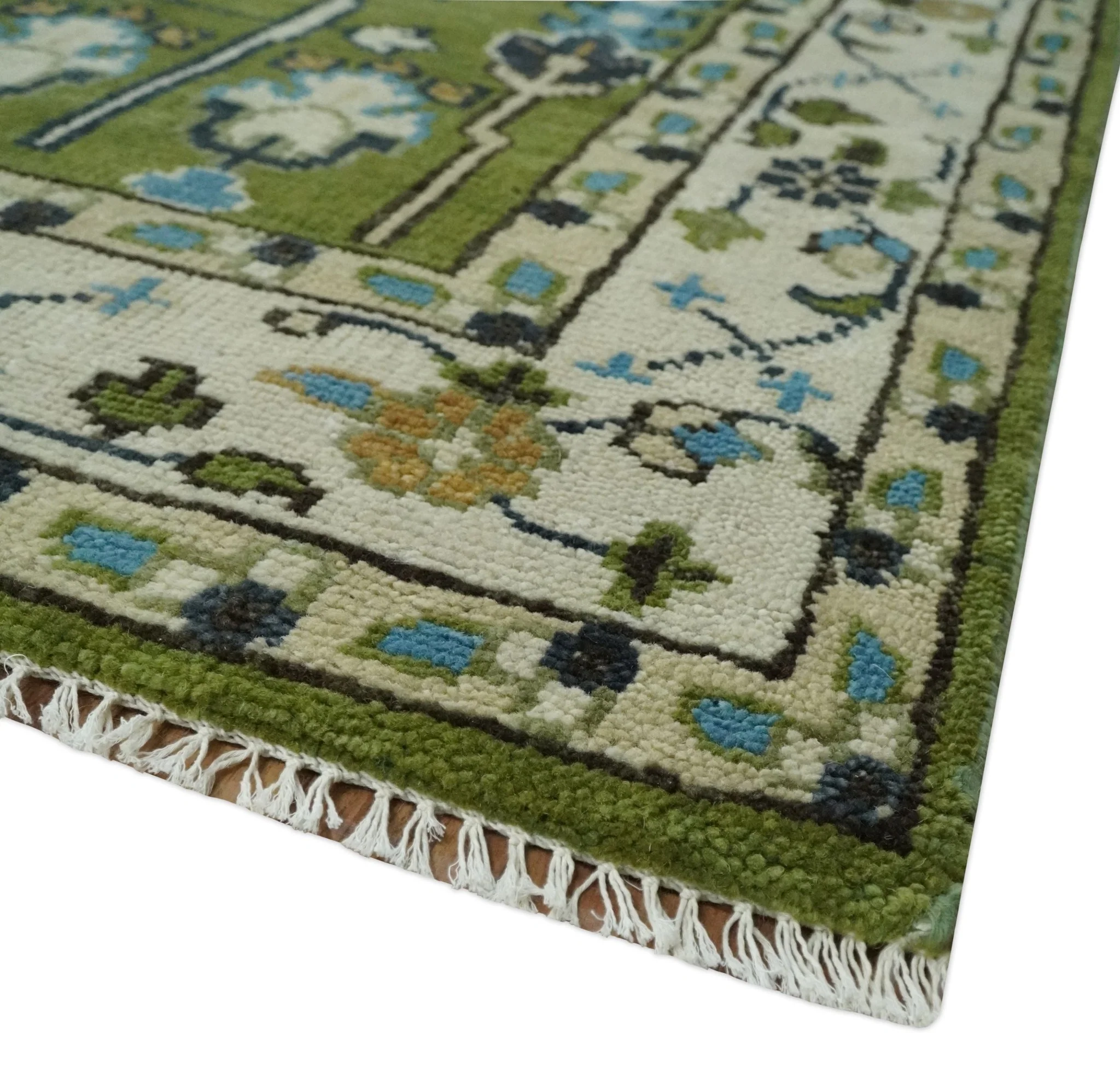 Ready to Ship Hand Knotted Green and Ivory Traditional Wool Area Rug - Image 9
