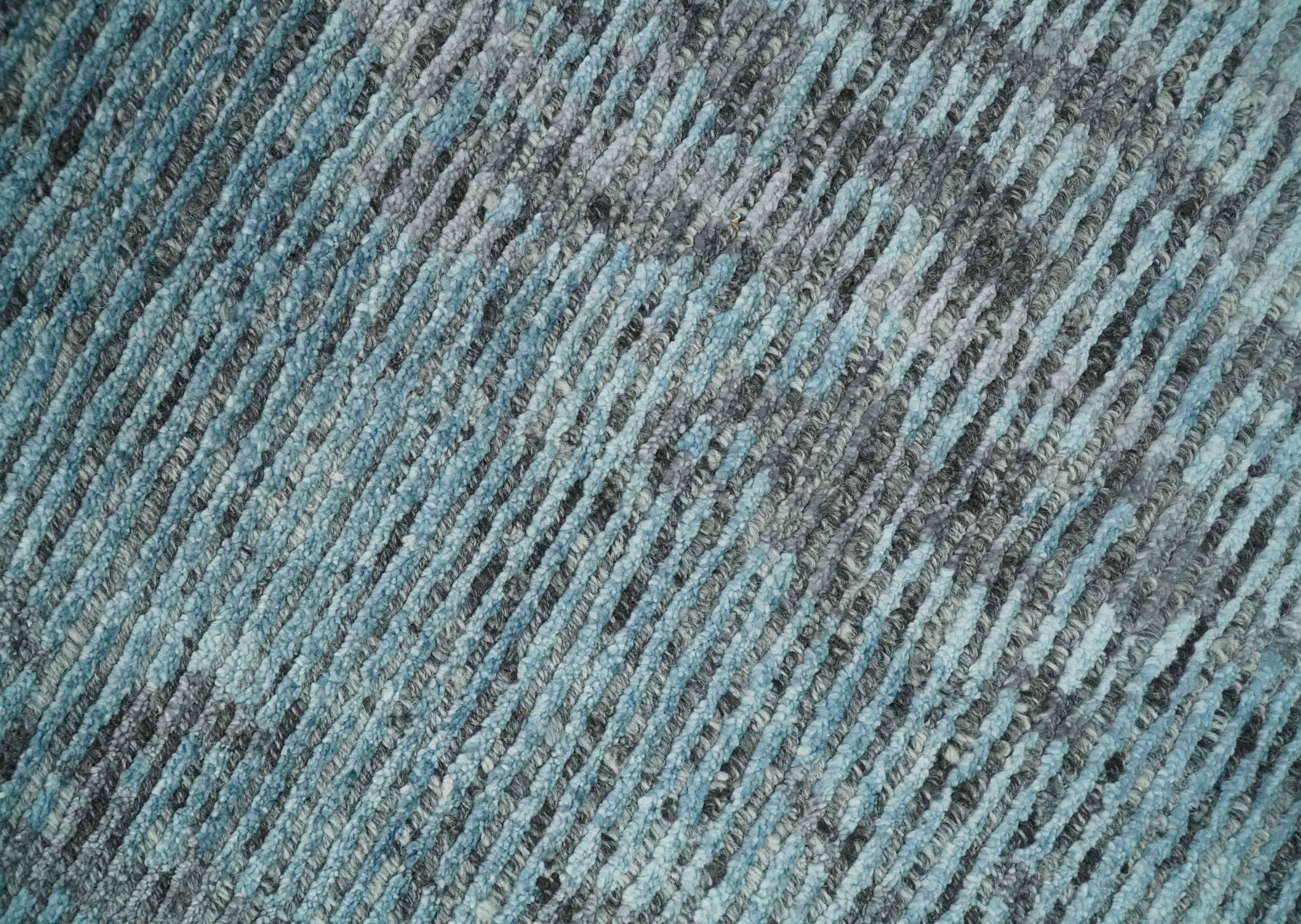 8x10 hand knotted Ivory, Aqua and Charcoal Modern Abstract Wool and Bamboo Silk Area Rug - Image 4