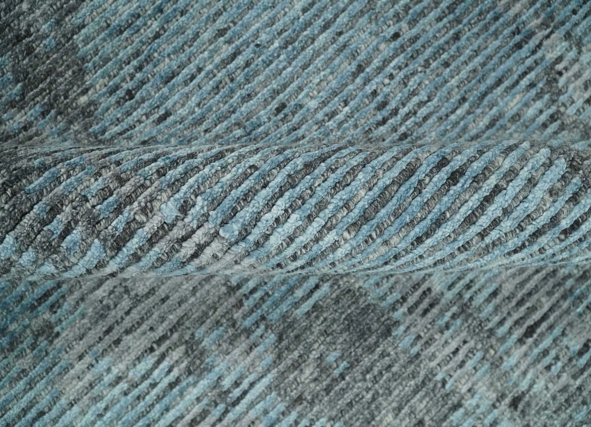 8x10 hand knotted Ivory, Aqua and Charcoal Modern Abstract Wool and Bamboo Silk Area Rug - Image 6