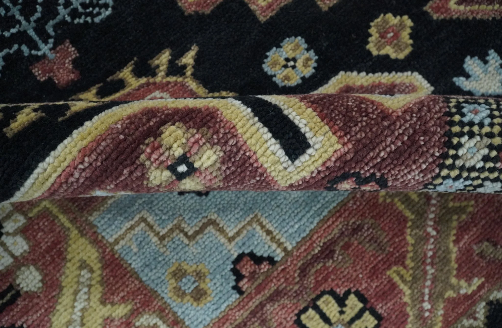 8x10 Hand Knotted Ivory, Black and Rust Traditional Heriz Serapi Antique Wool Rug | TRDCP753 - Image 8