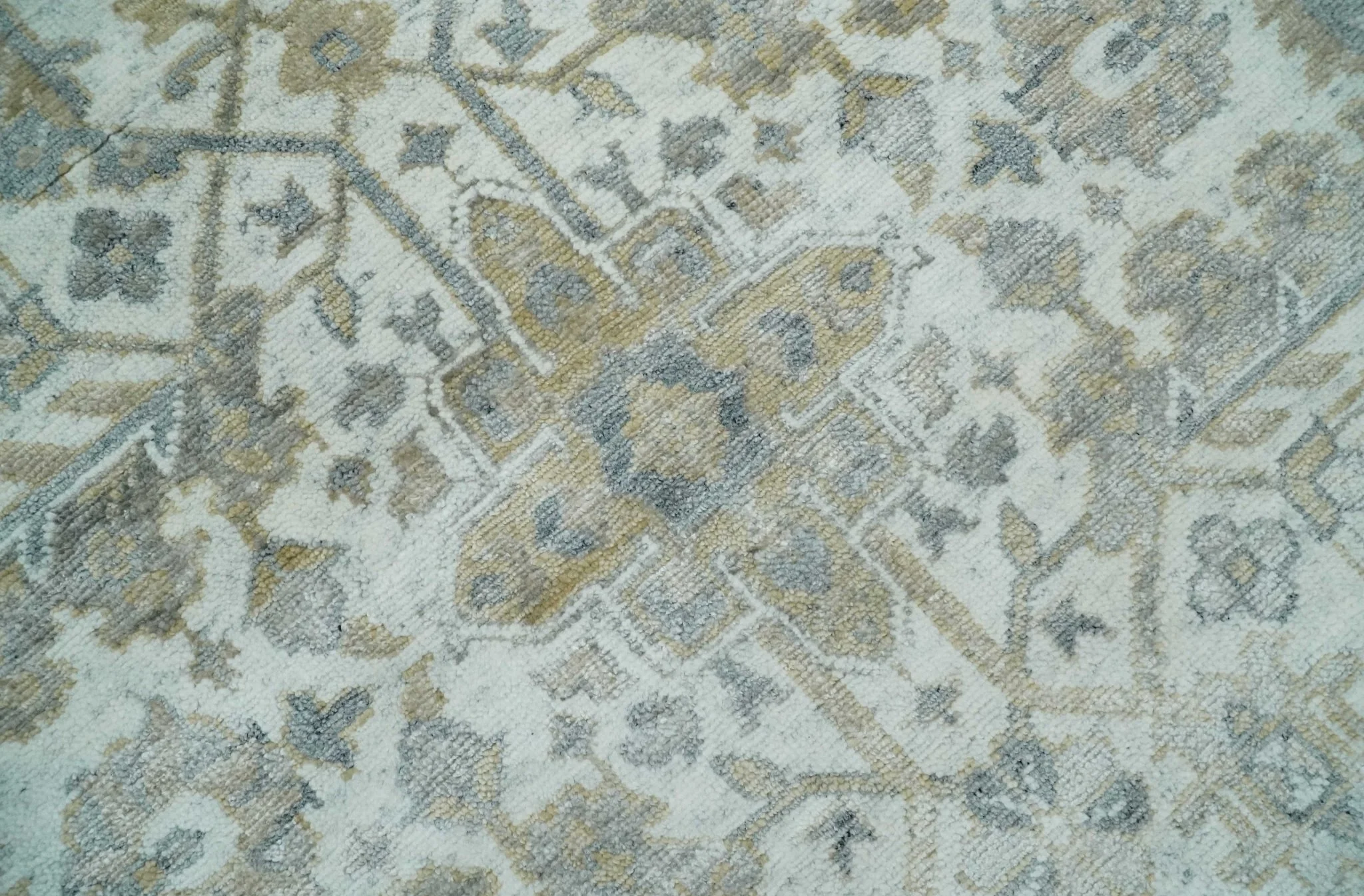 Fine Hand Knotted 8x10 Hand Knotted Ivory, Gray and Beige Traditionally Bamboo Silk Area Rug | TRDCP1070810 - Image 4