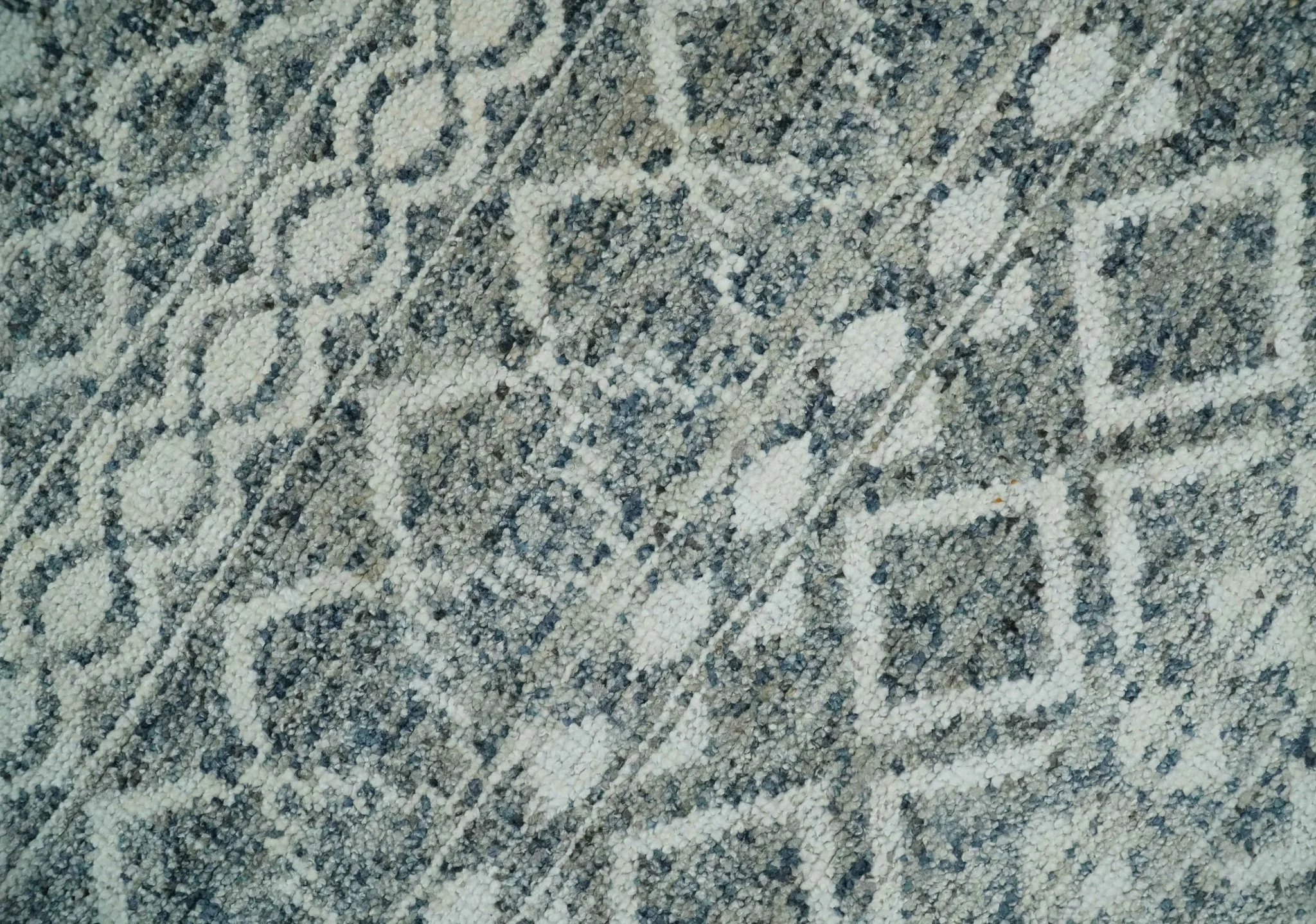 8x10 Hand Knotted Ivory and Gray Modern Contemporary Southwestern Tribal Trellis Recycled Silk Area Rug | OP47 - Image 2