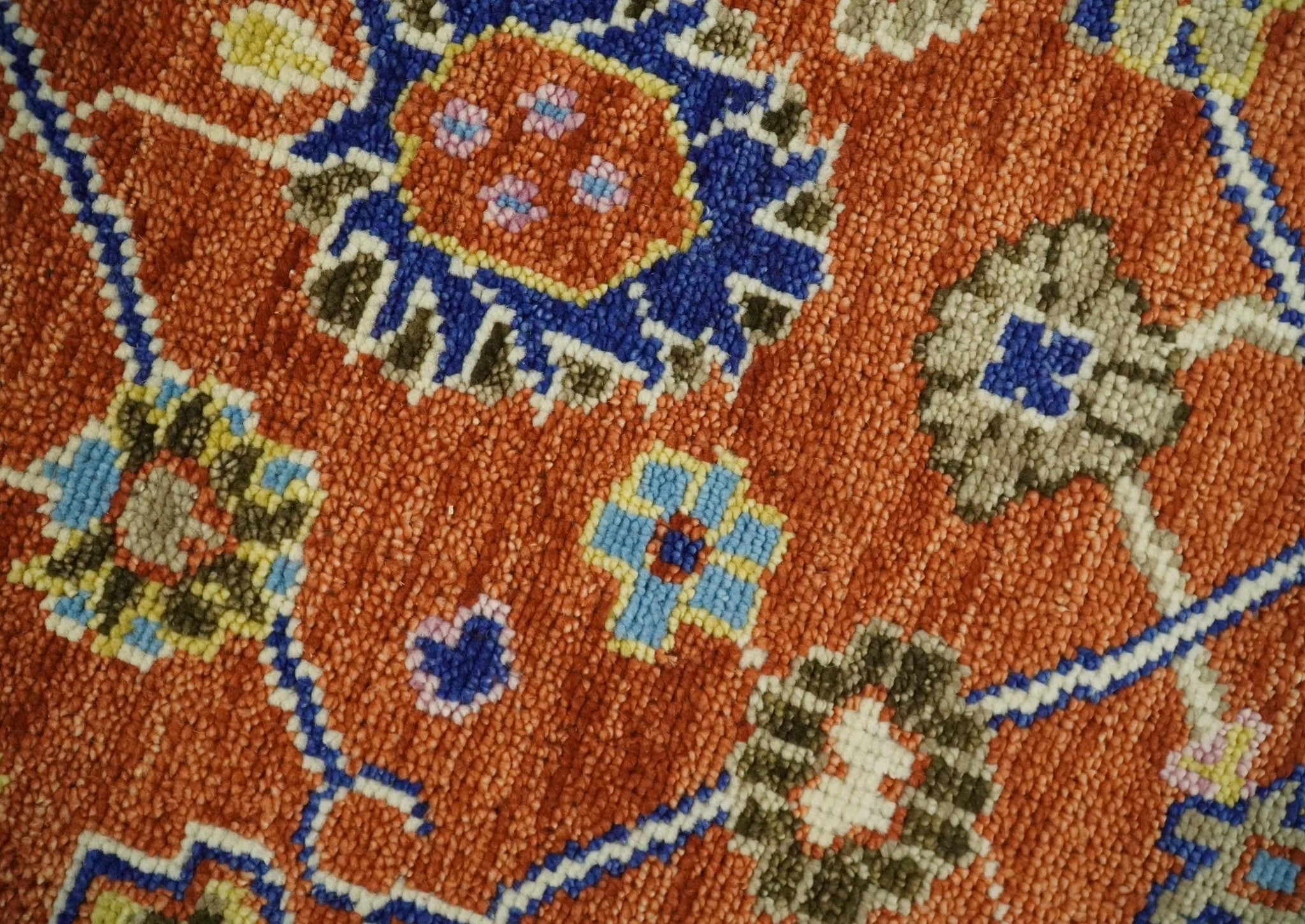 8x10 Hand Knotted Rust and Ivory Traditional Vintage Persian Oushak Antique Wool Rug | TRDCP658 - Image 4