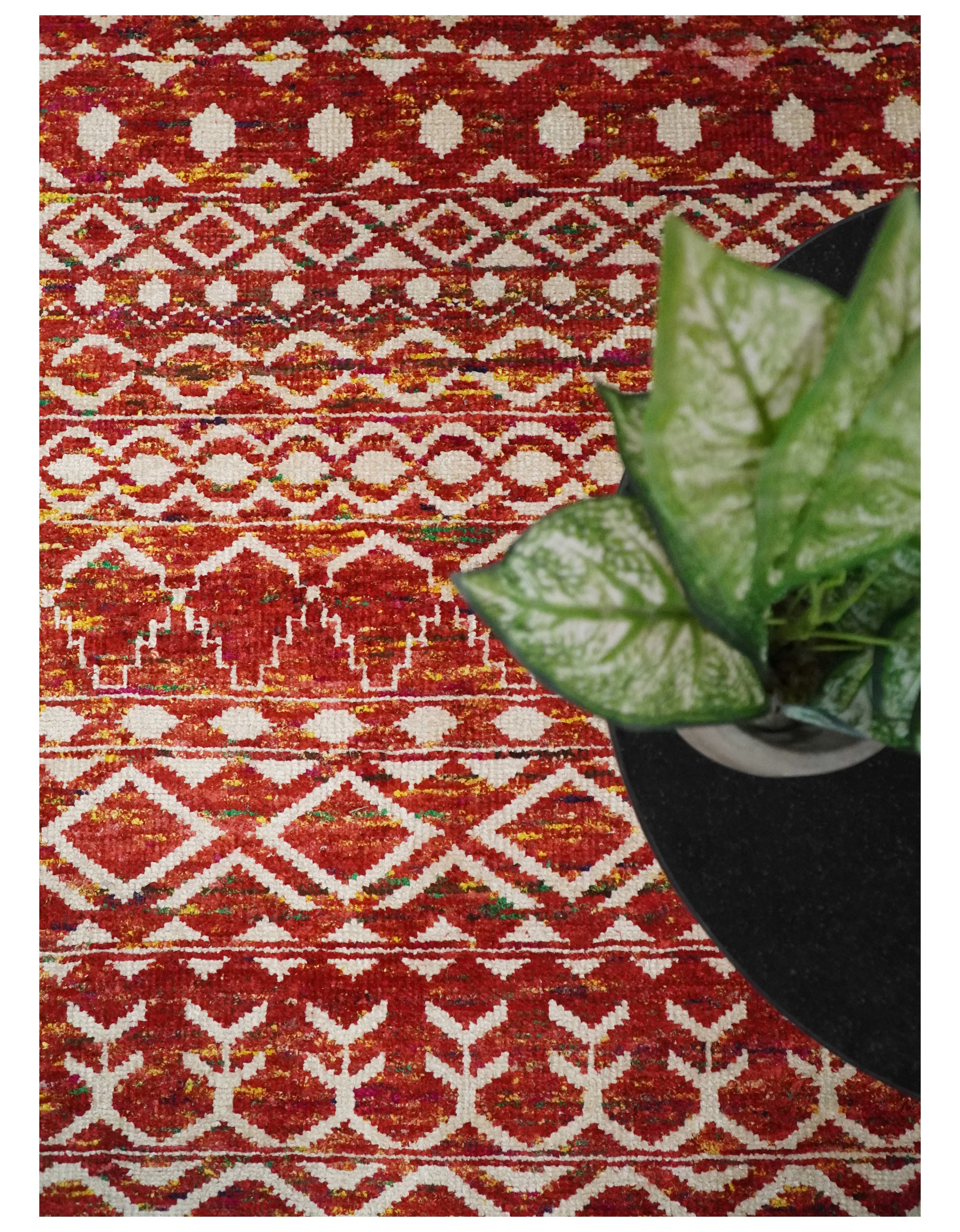 4x6 and 8x10 Hand Knotted Rust, Gold and White Modern Contemporary Southwestern Tribal Trellis Recycled Silk Area Rug | OP5 - Image 12