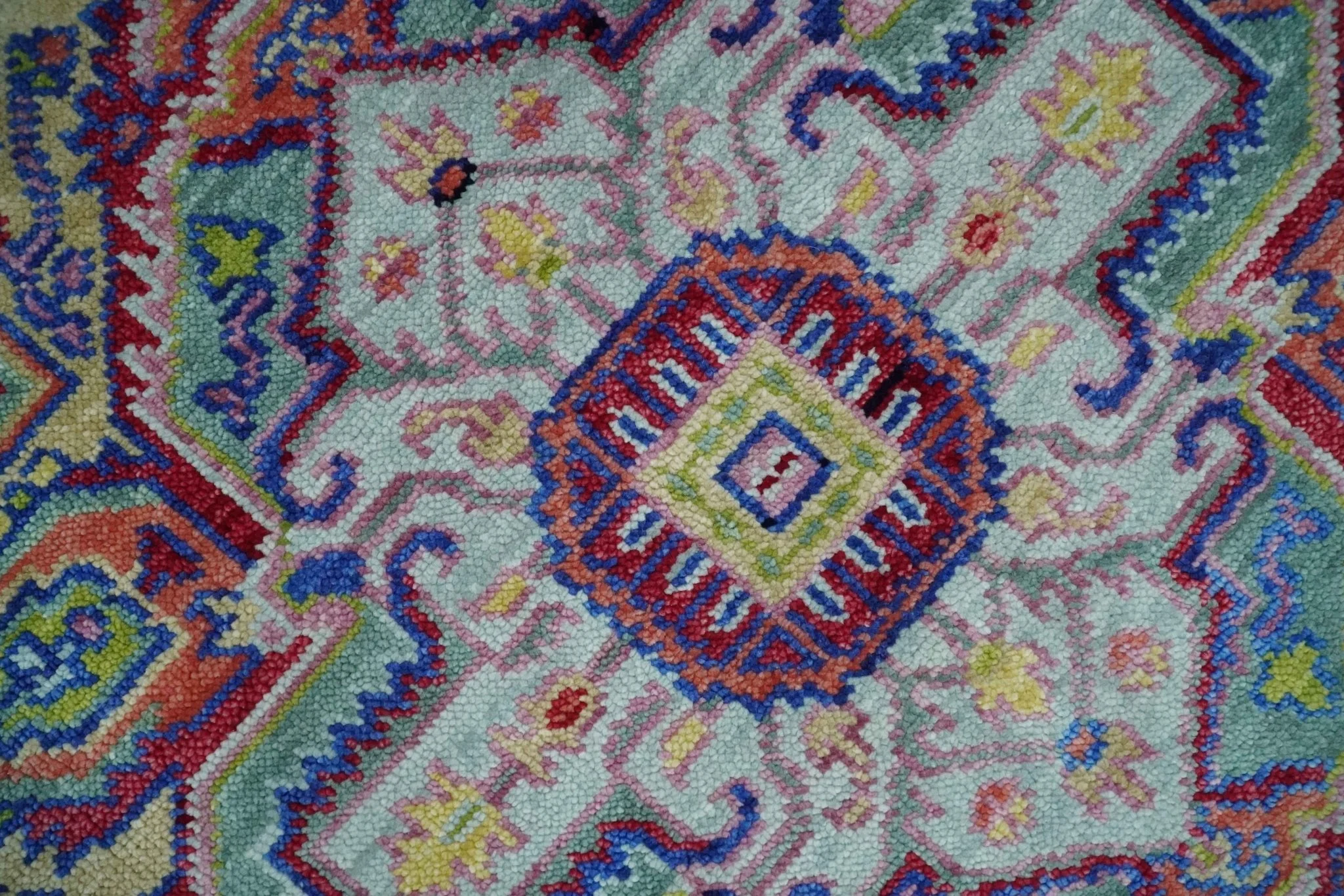 8x10 Hand Knotted Silver, Purple and Green Traditional Wool Rug - Image 4