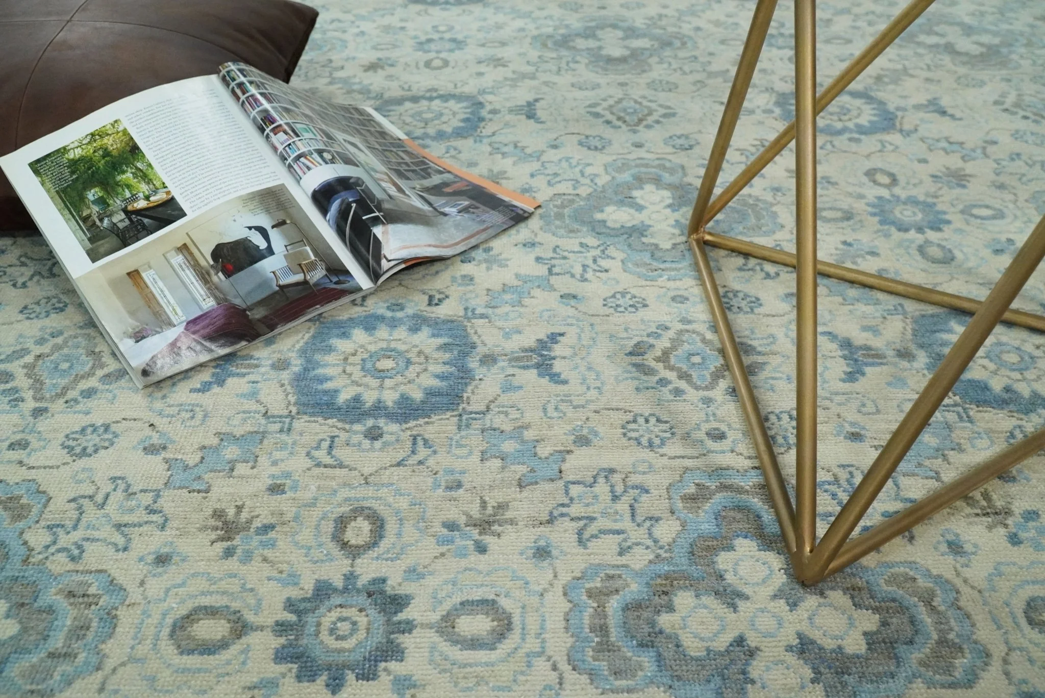 Vintage 8x10 Hand Knotted Traditional Ivory and Blue Oxidized Textured Low Pile Wool Rug | TRD1650810 - Image 6