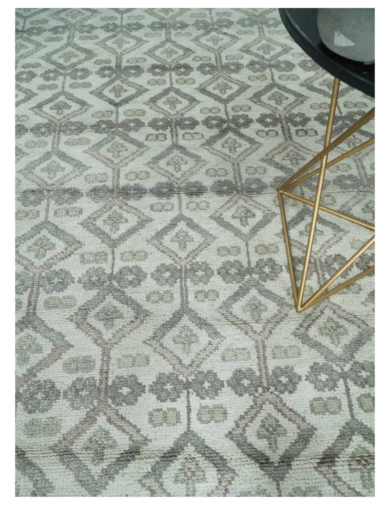 8x10 Hand Knotted Turkish Ivory and Silver Traditional Antique Persian Area Rug | TRDCP1120810S - Image 2
