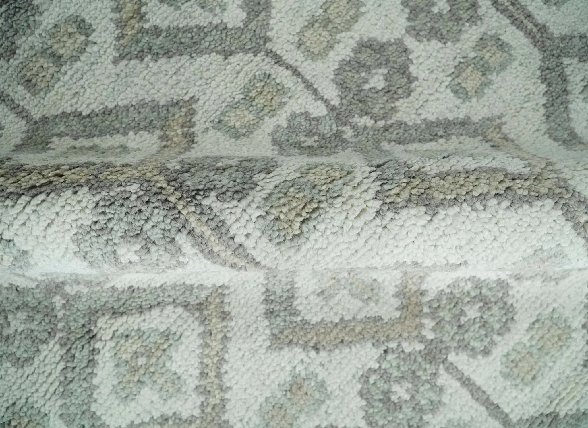 8x10 Hand Knotted Turkish Ivory and Silver Traditional Antique Persian Area Rug | TRDCP1120810S - Image 7