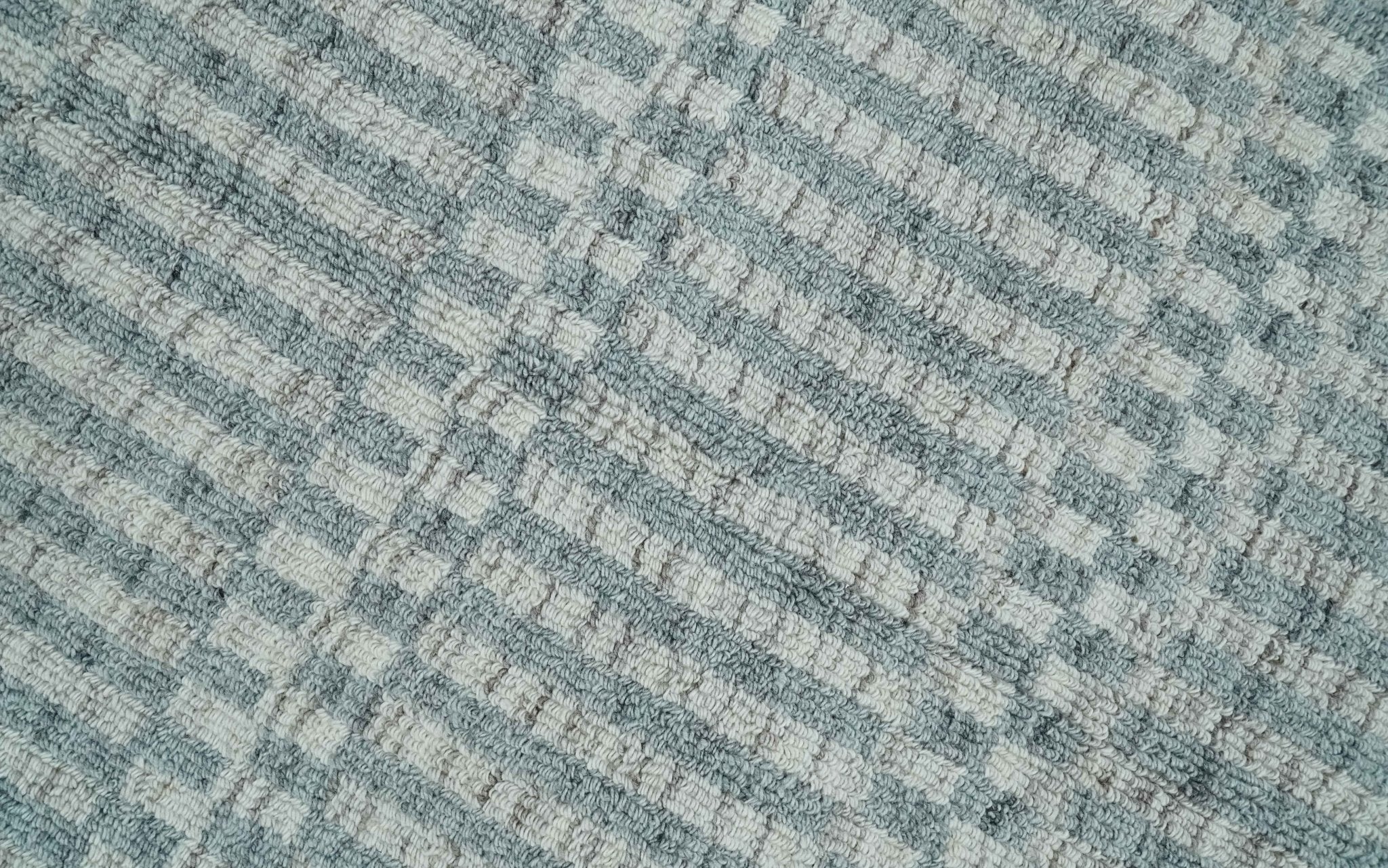 8x10 Hand Made Modern Trellis Ivory and Silver Scandinavian Blended Wool Flatwoven Area Rug | KE28 - Image 4