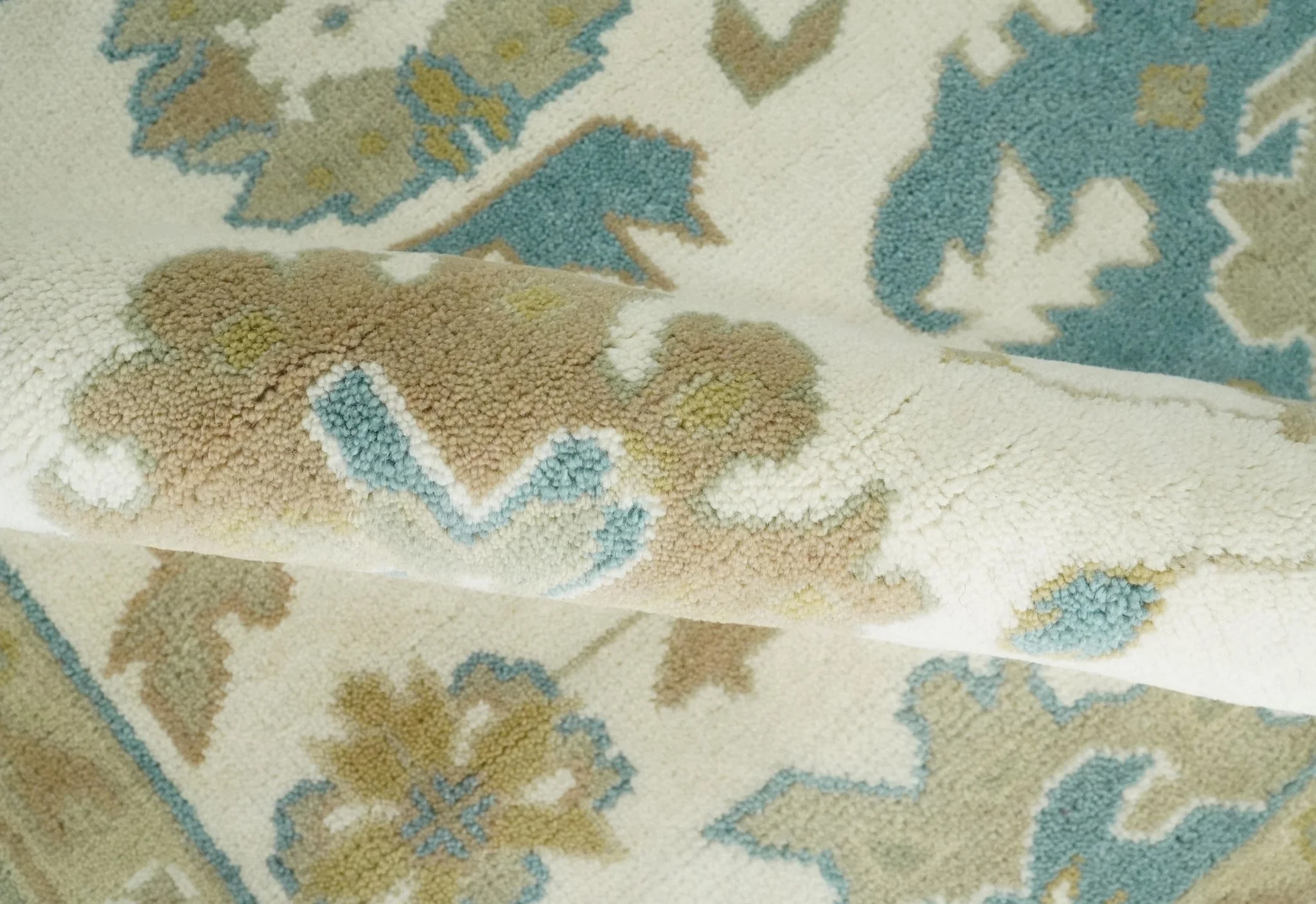 8x10 Ivory, Beige and Teal Hand Knotted Traditional Oushak Wool Area Rug | TRDCP1165810 - Image 6