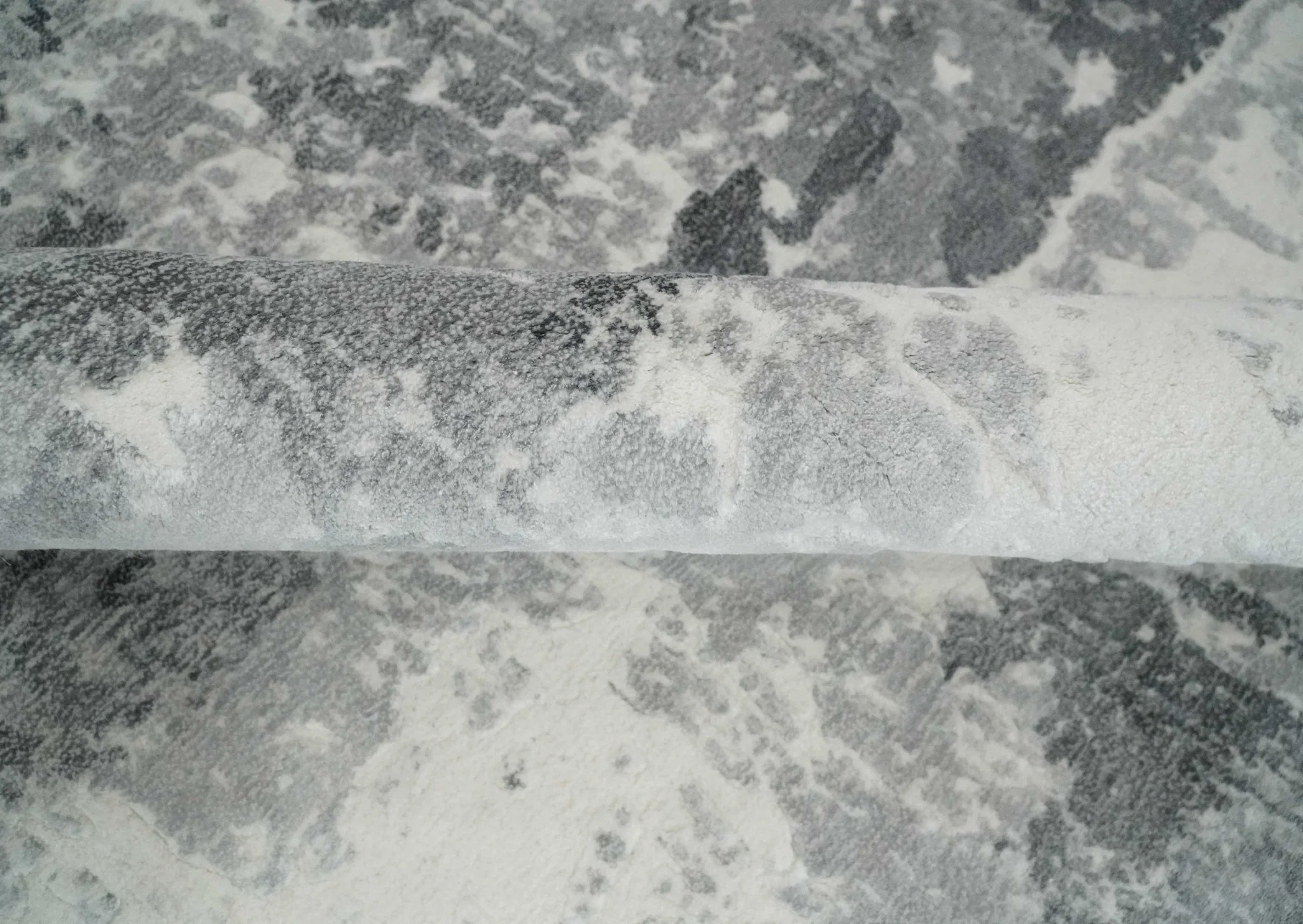 8x10 Ivory, Silver and Charcoal Modern Abstract Hand Loomed Blended wool and Art silk Area Rug - Image 7