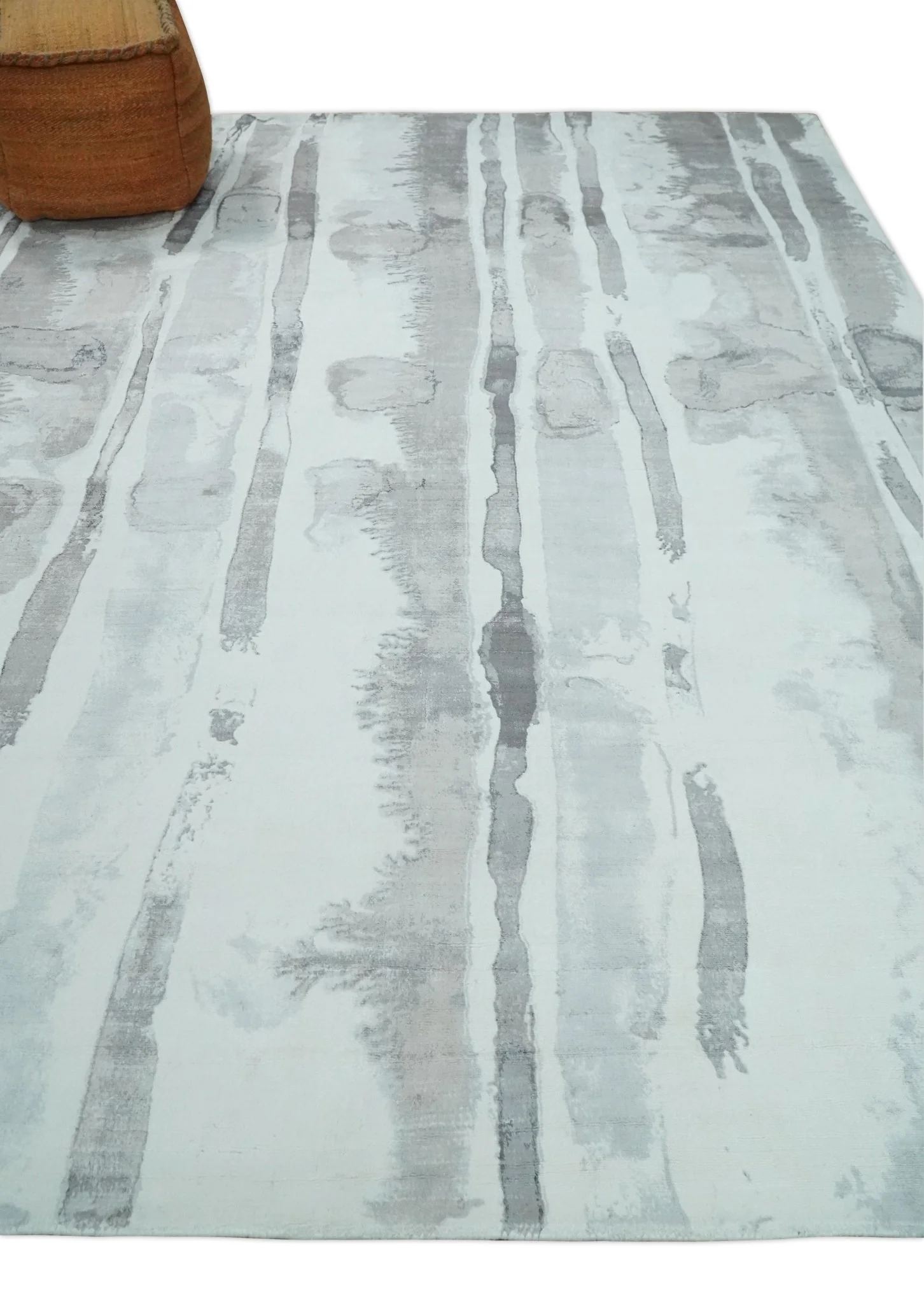 8x10 Ivory, Silver and Gray Modern Abstract Handmade Art Silk Area Rug - Image 3